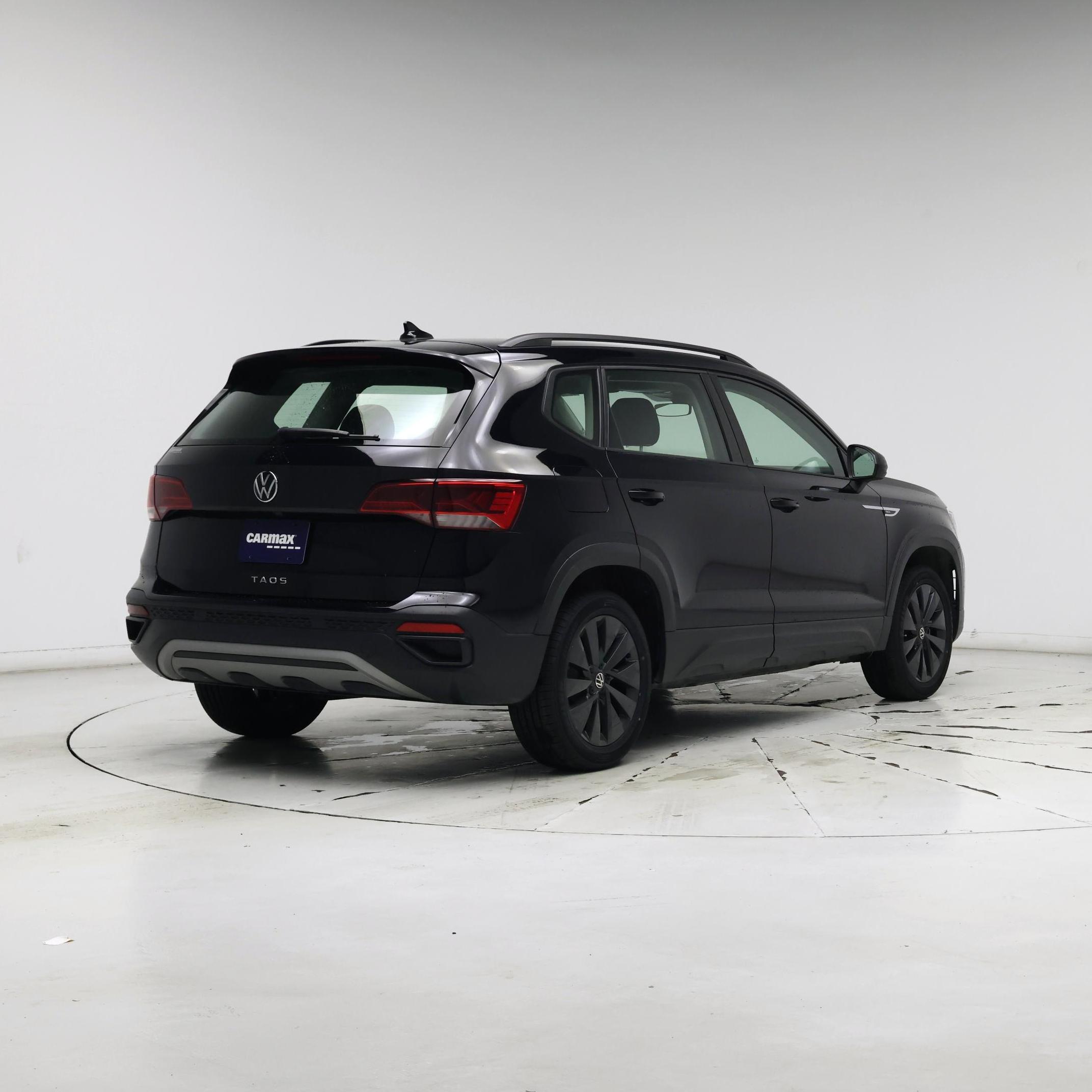 Thumbnail: 2024 Volkswagen Taos - 8