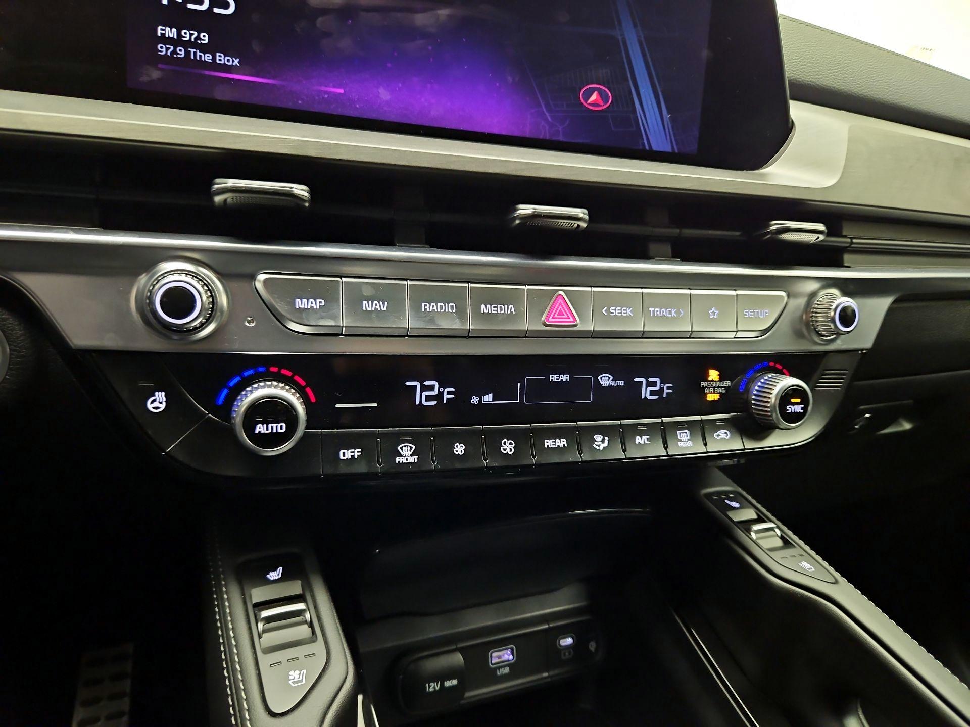 Thumbnail: 2024 Kia Telluride - 15