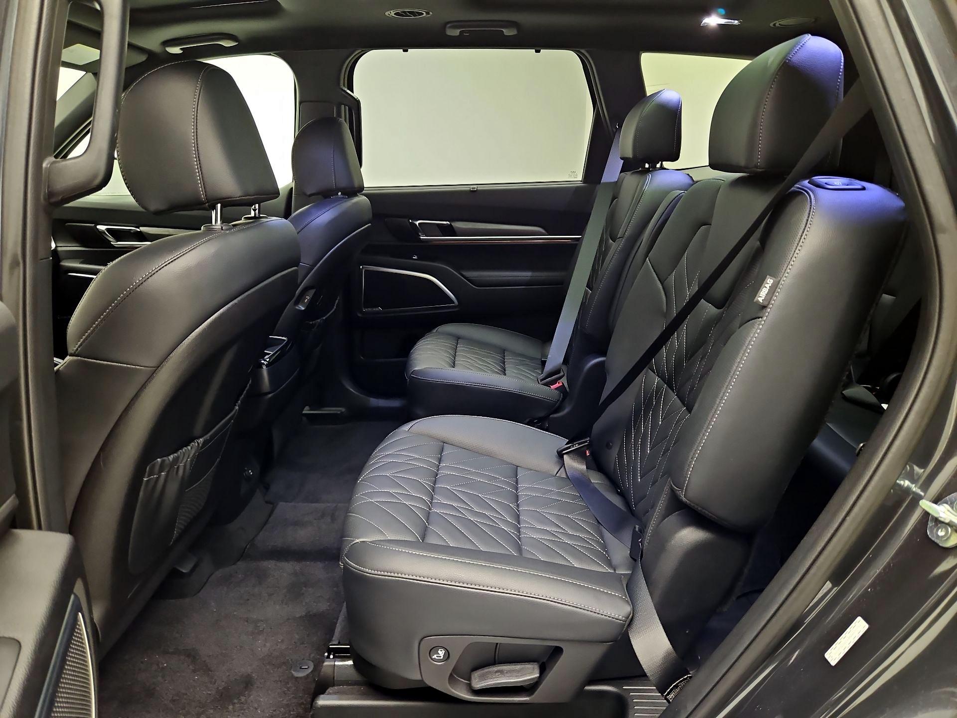 Thumbnail: 2024 Kia Telluride - 17