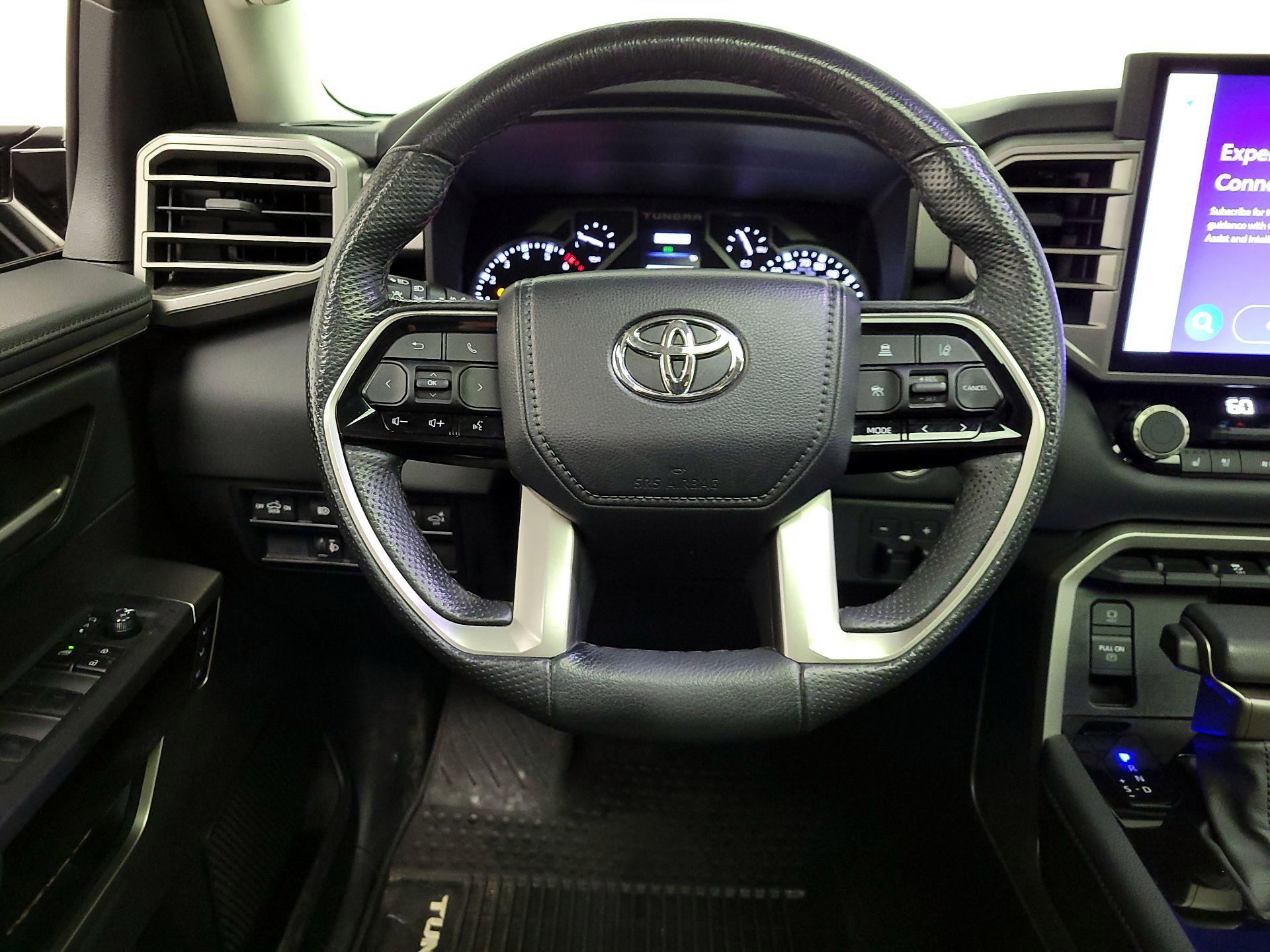 Thumbnail: 2023 Toyota Tundra - 10