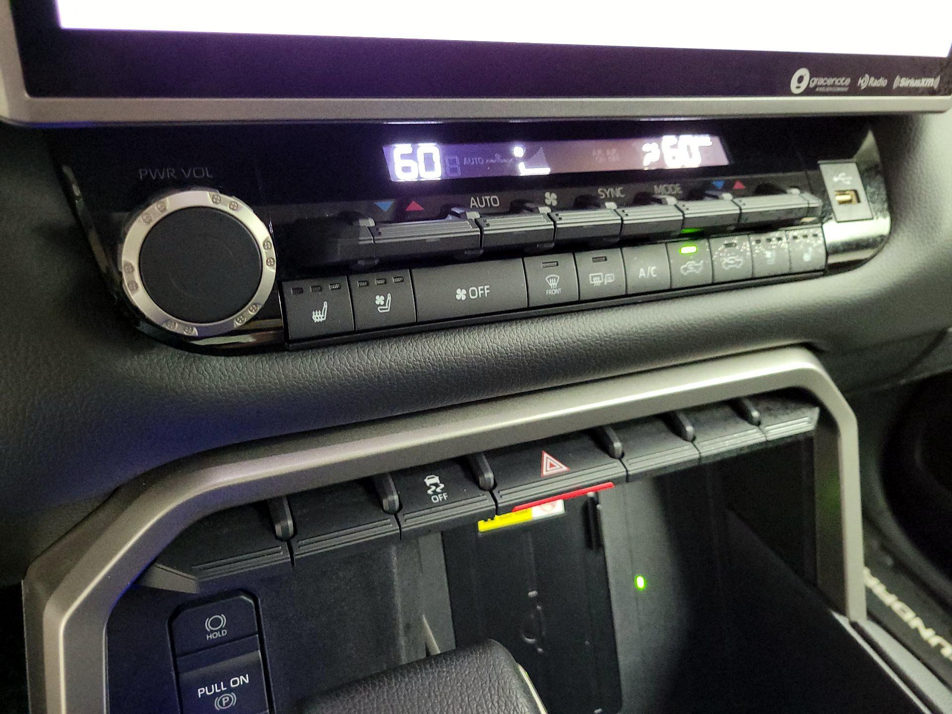 Thumbnail: 2023 Toyota Tundra - 17