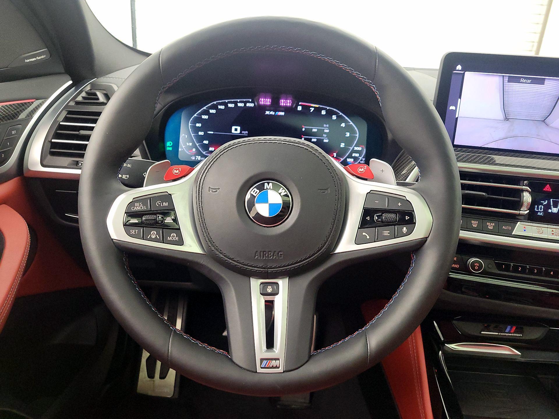 Thumbnail: 2024 BMW X4 - 10