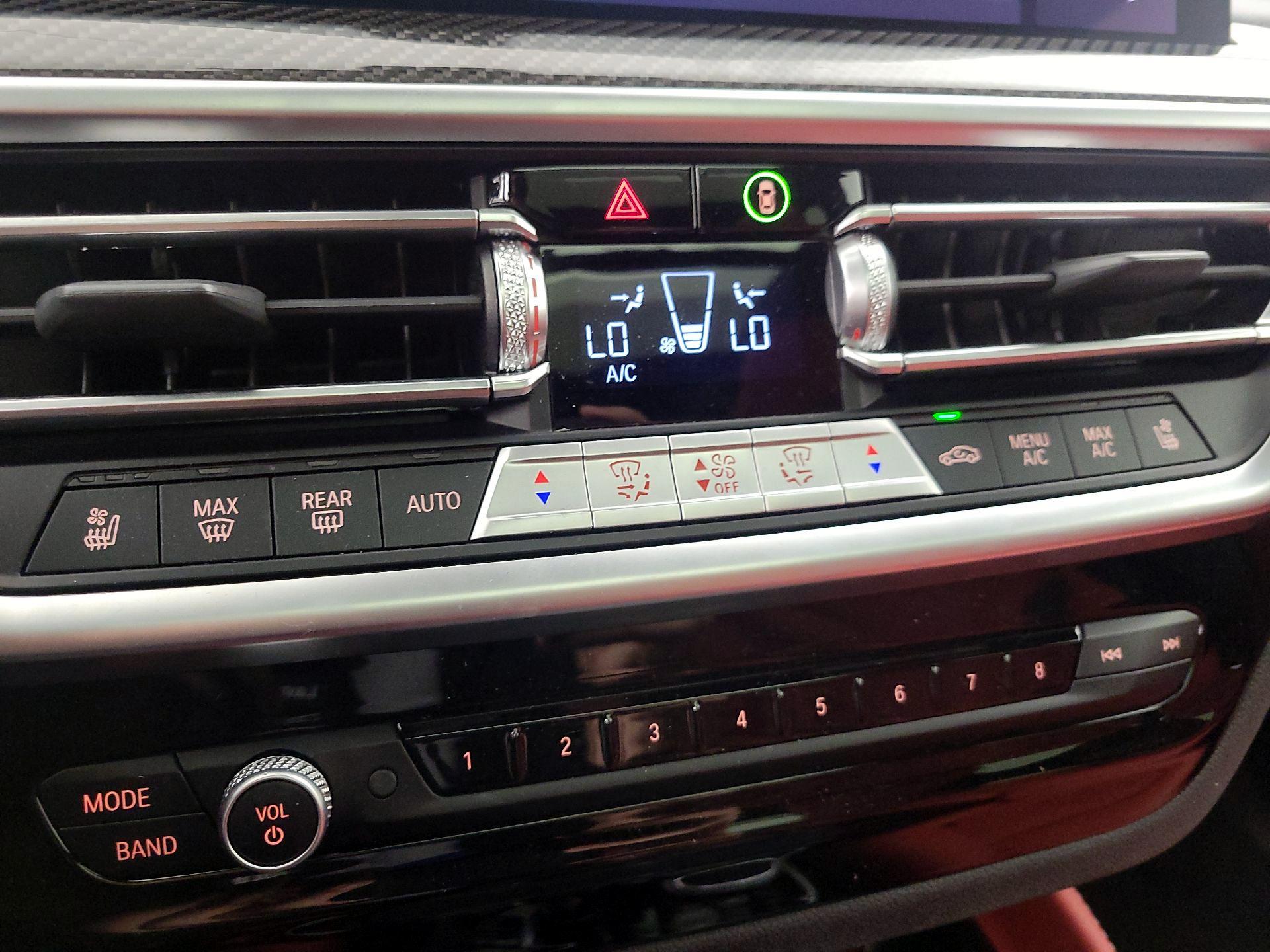 Thumbnail: 2024 BMW X4 - 17