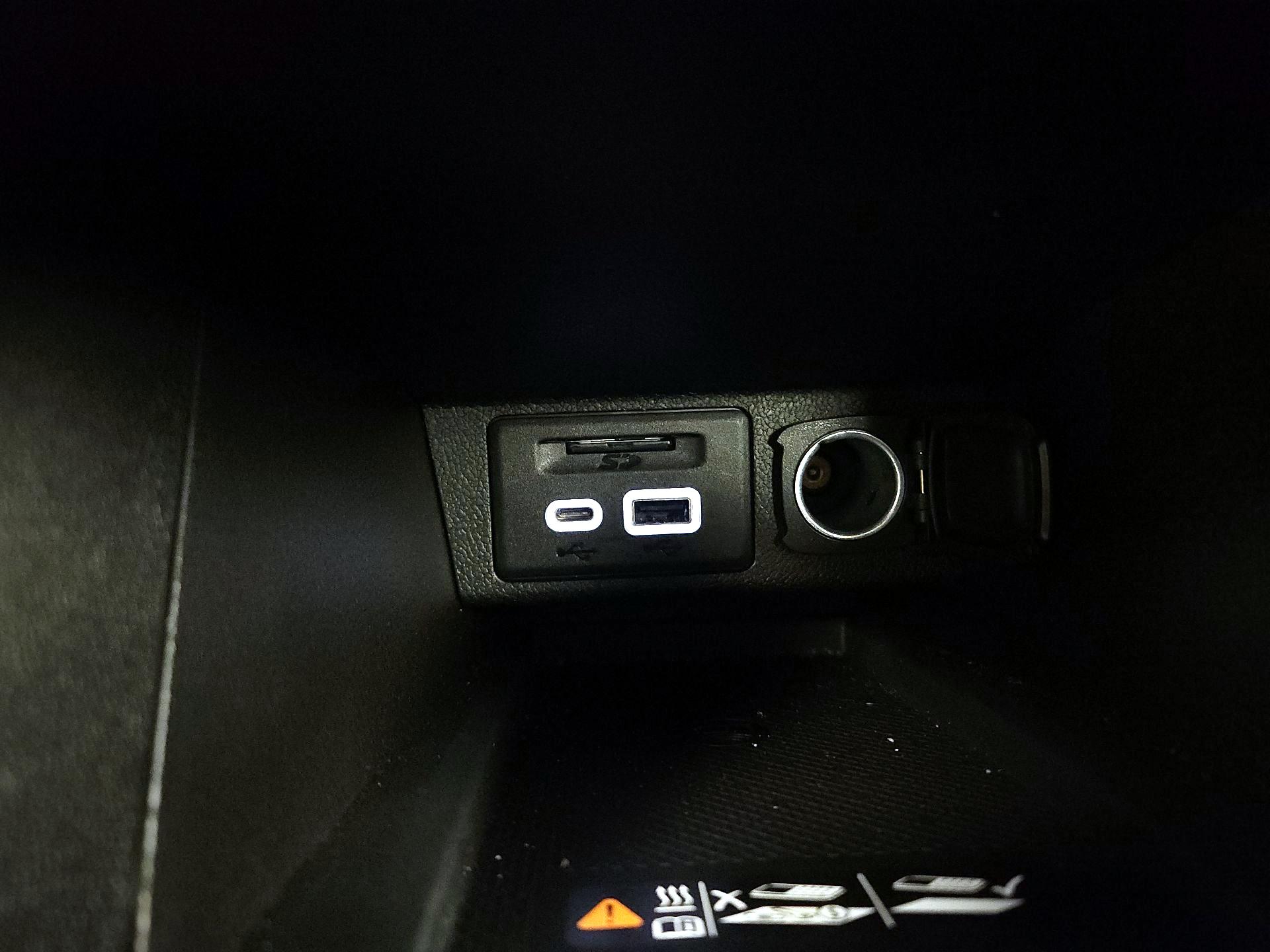 Thumbnail: 2022 Chevrolet Bolt EUV - 19