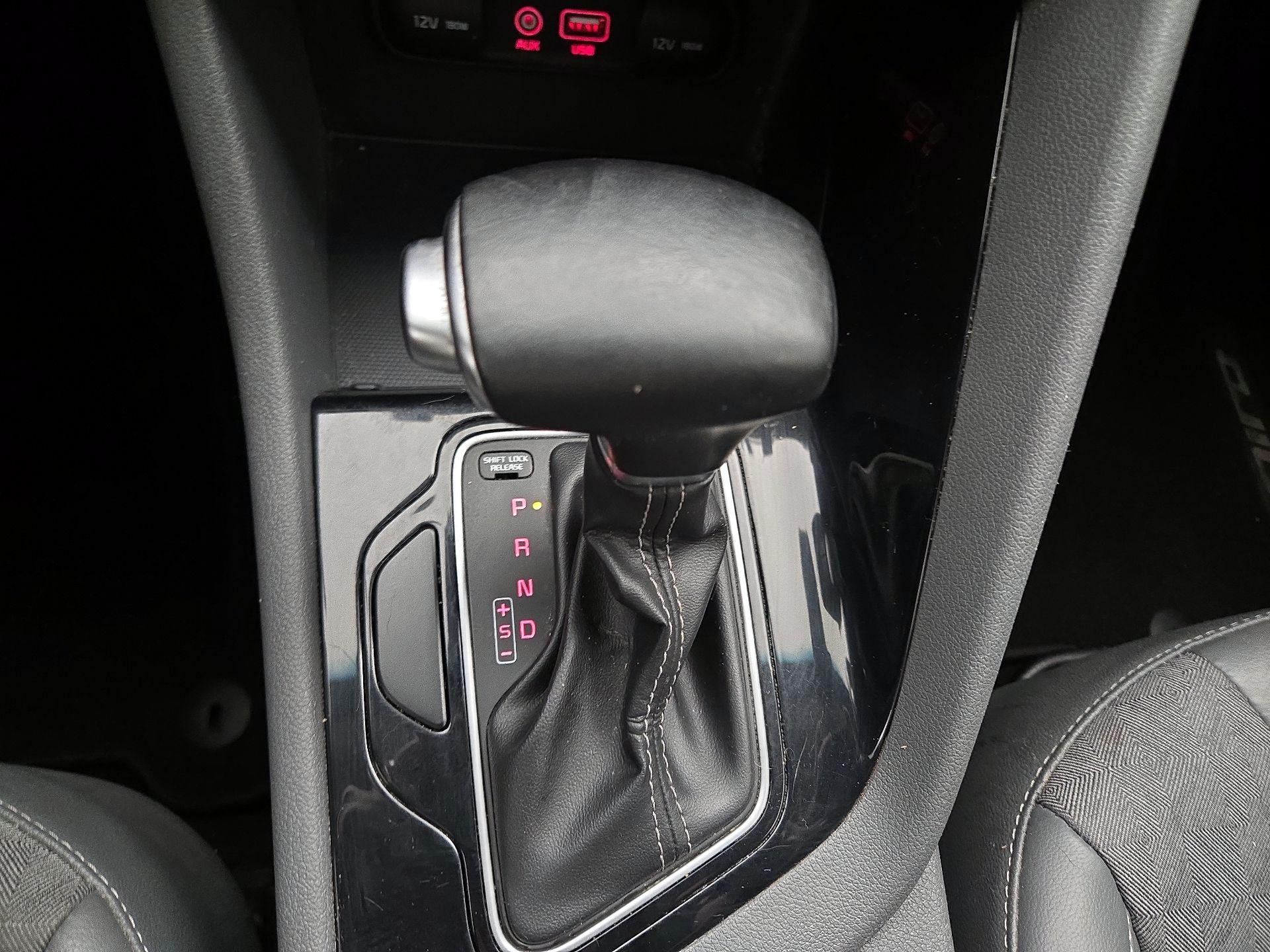 Thumbnail: 2019 Kia Niro - 17