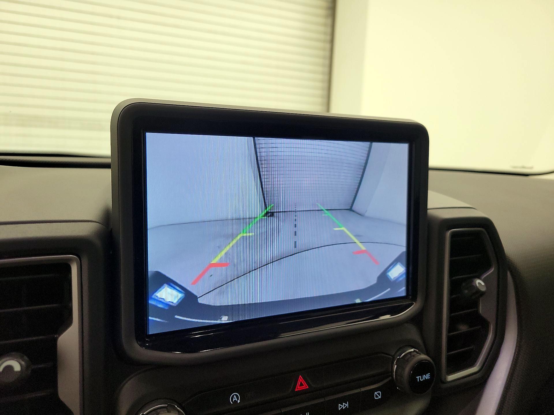 Thumbnail: 2021 Ford Bronco Sport - 13