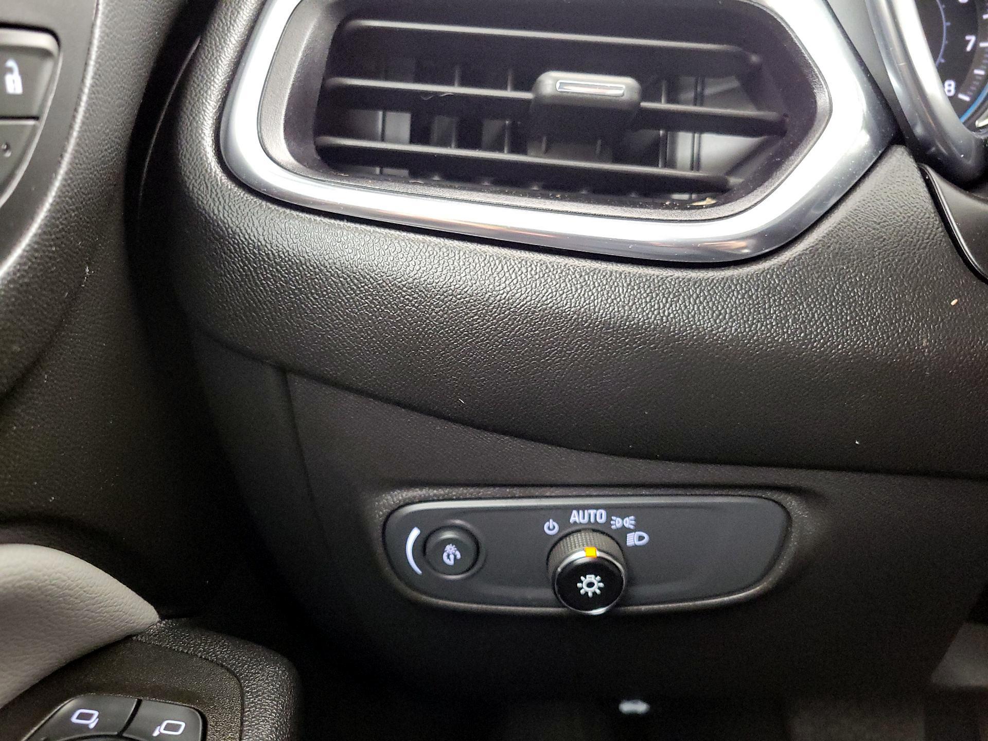 Thumbnail: 2021 Chevrolet Equinox - 13