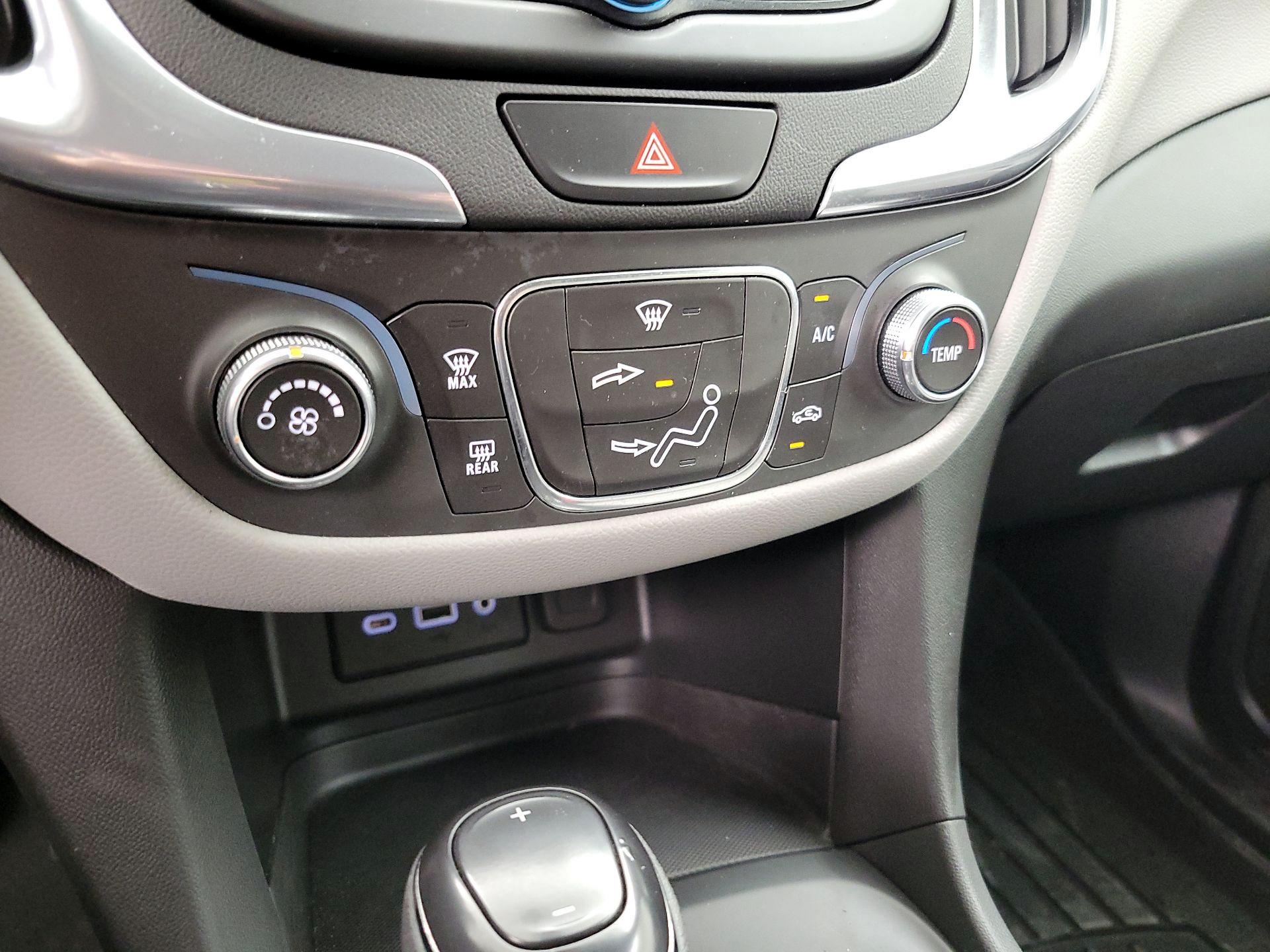 Thumbnail: 2021 Chevrolet Equinox - 16