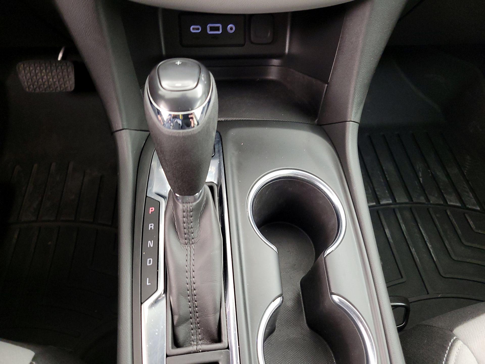 Thumbnail: 2021 Chevrolet Equinox - 17