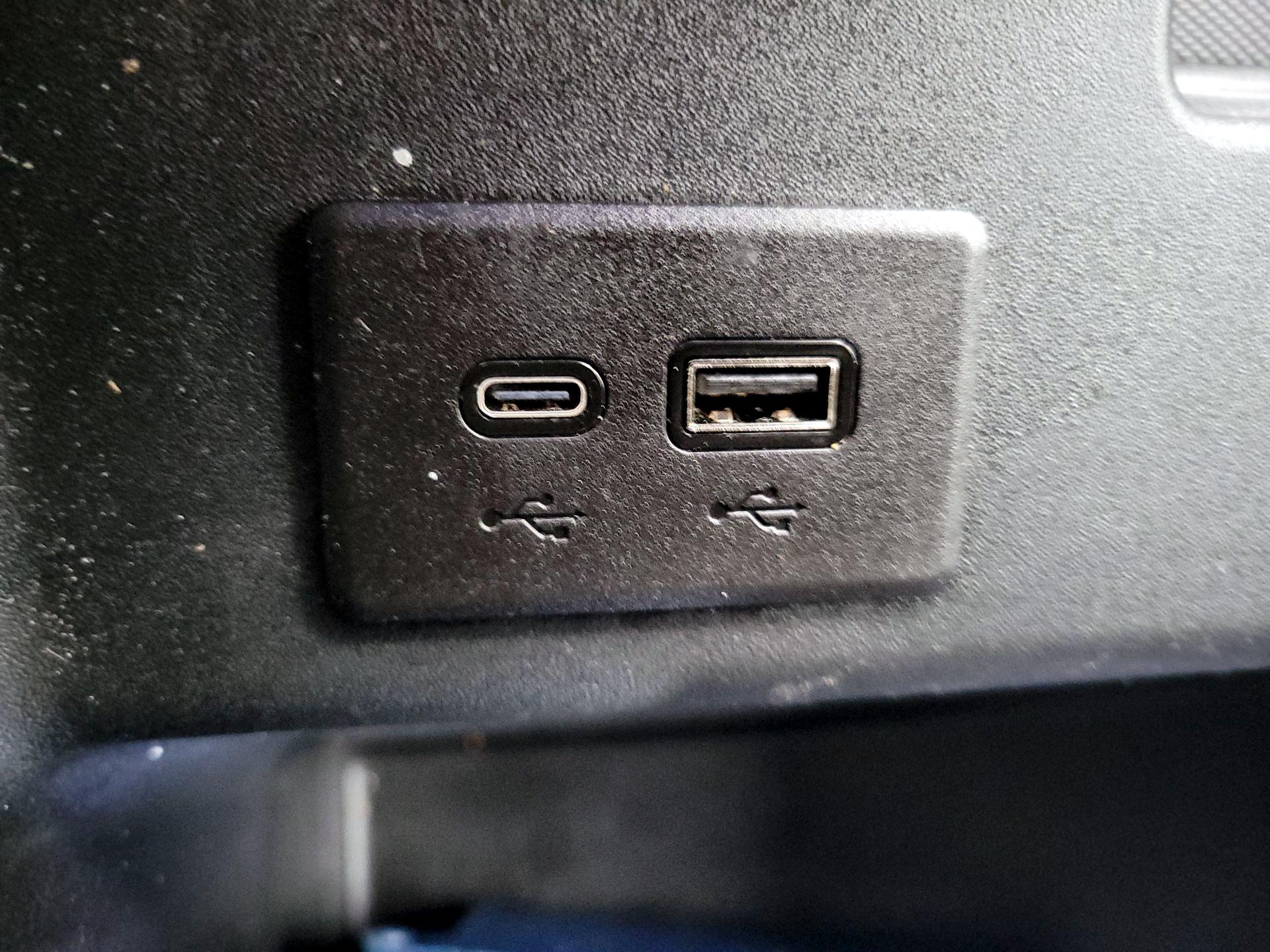 Thumbnail: 2024 Chevrolet Silverado 1500 - 18