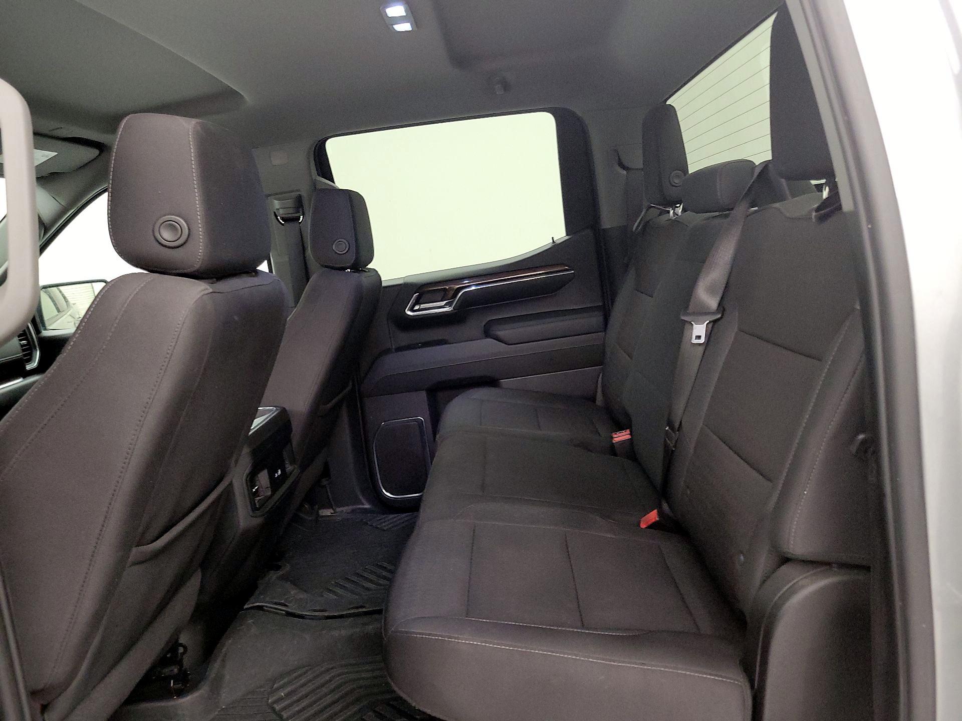 Thumbnail: 2024 Chevrolet Silverado 1500 - 19