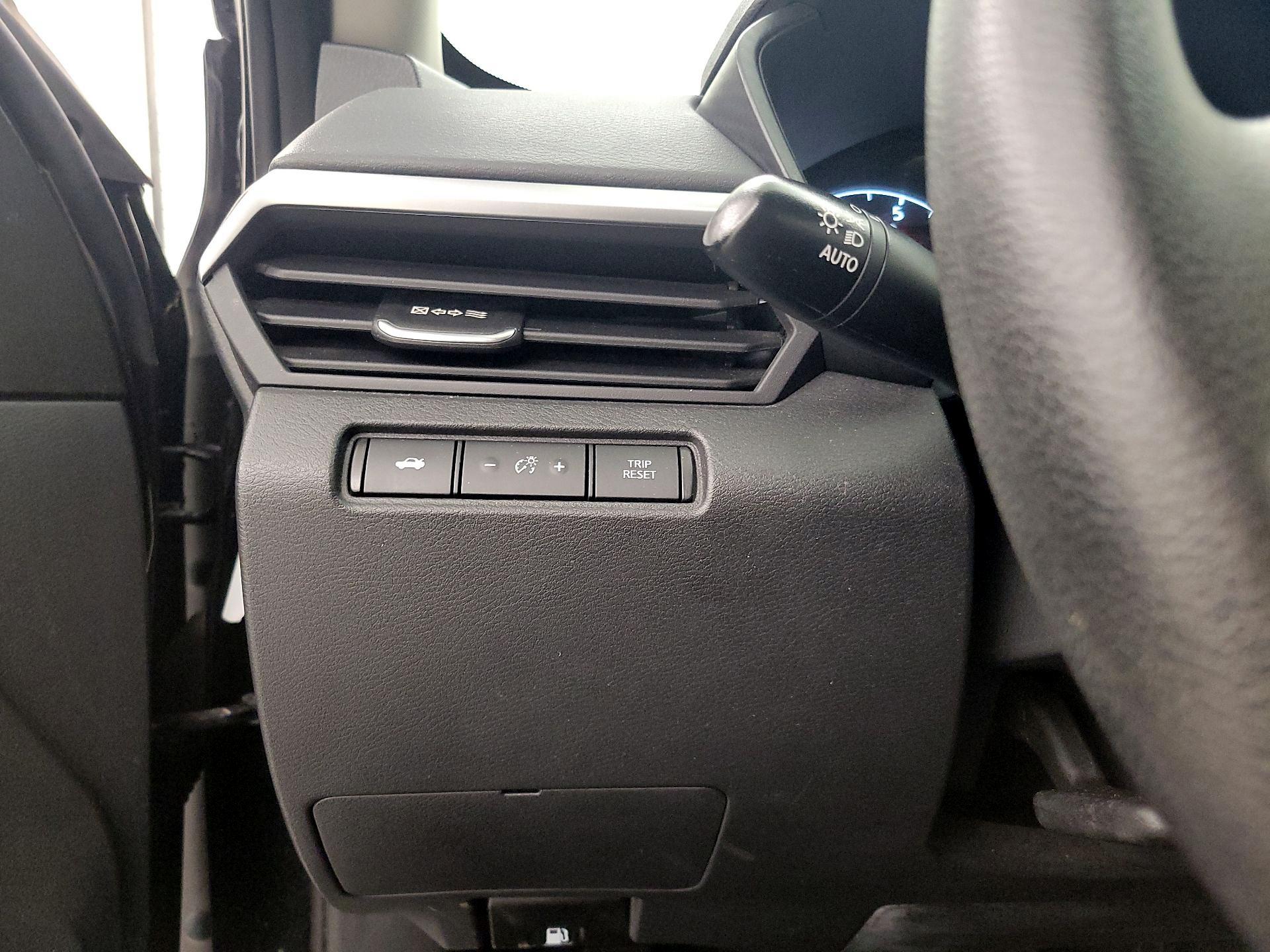 Thumbnail: 2022 Nissan Altima - 13