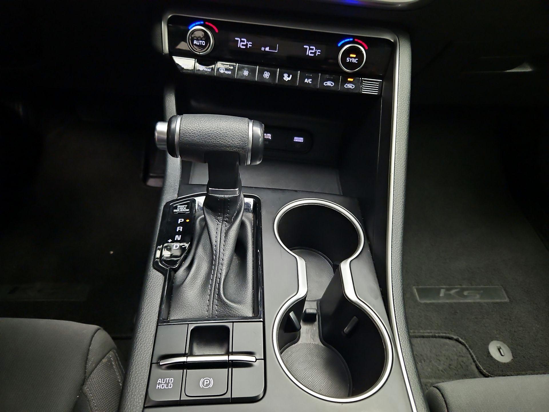 Thumbnail: 2023 Kia K5 - 16