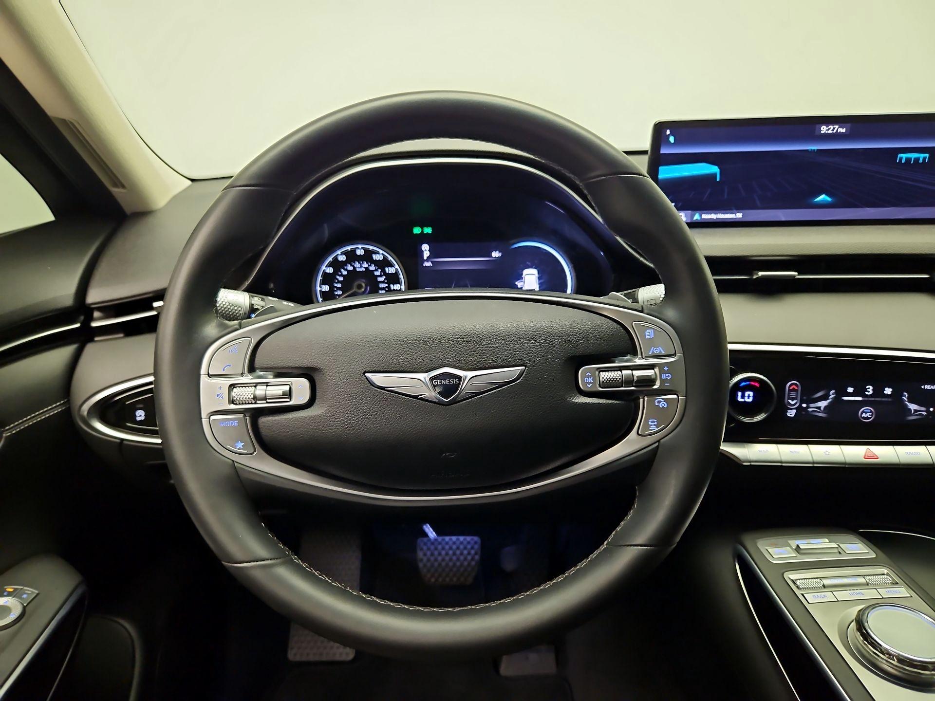 Thumbnail: 2023 Genesis GV70 - 10