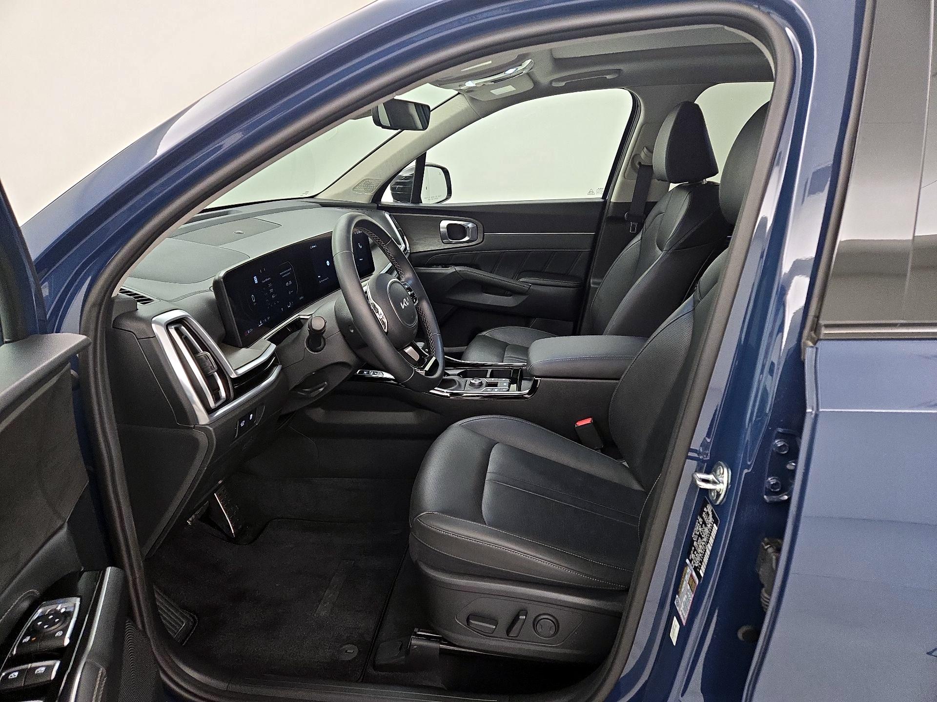 Thumbnail: 2025 Kia Sorento - 11