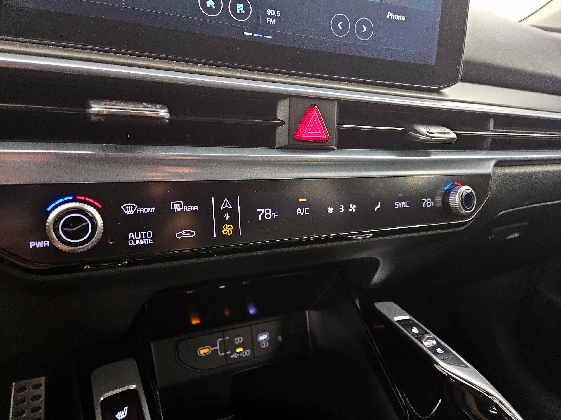 Thumbnail: 2025 Kia Sorento - 17