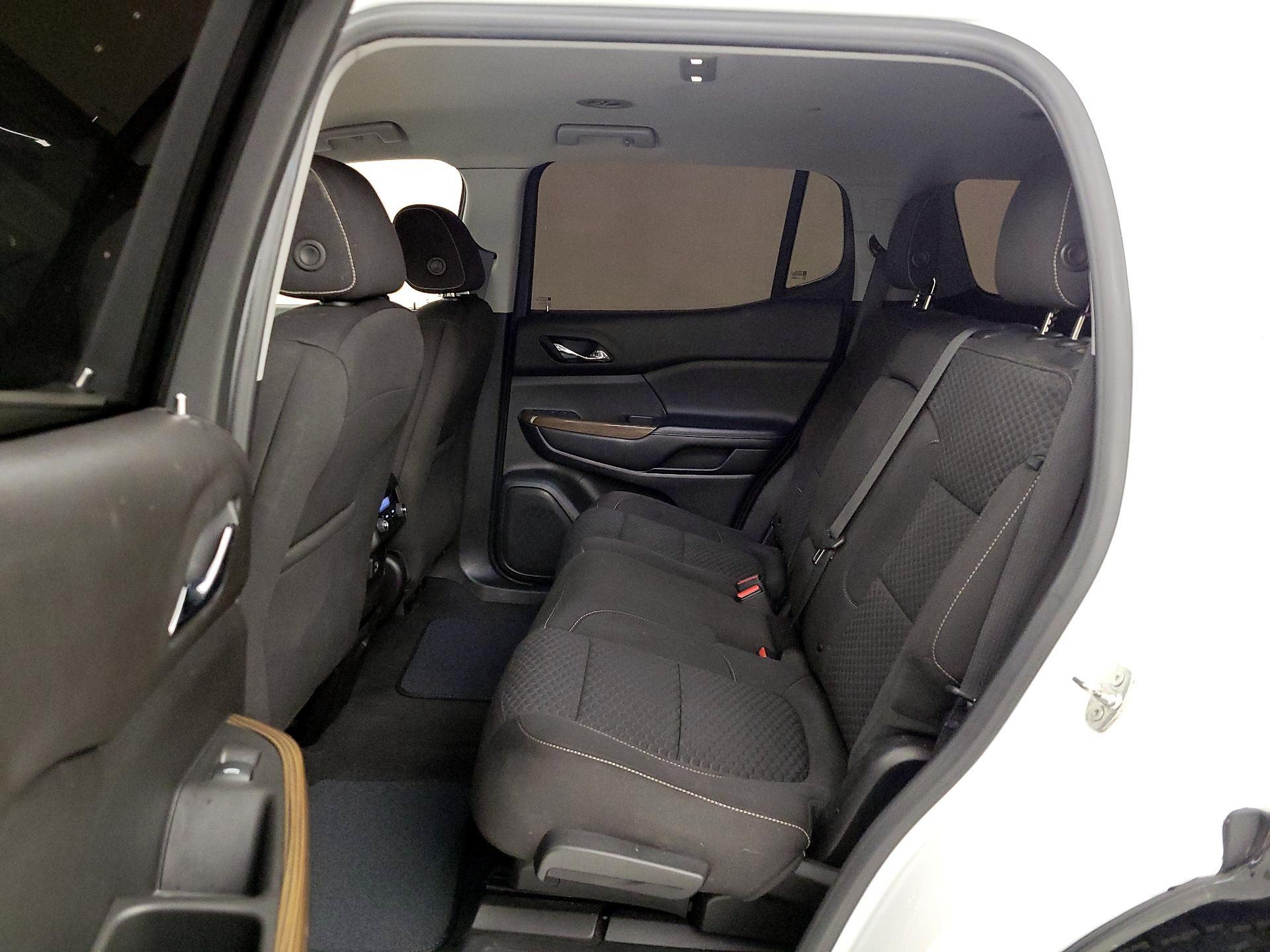 Thumbnail: 2019 GMC Acadia - 17