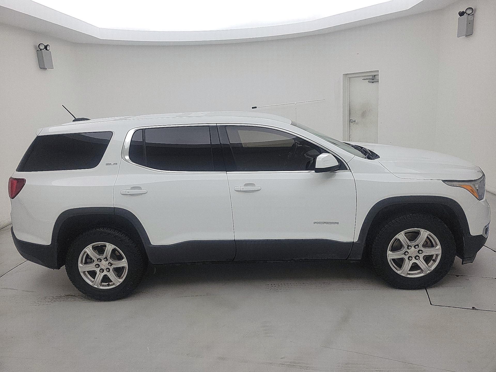 Thumbnail: 2019 GMC Acadia - 4