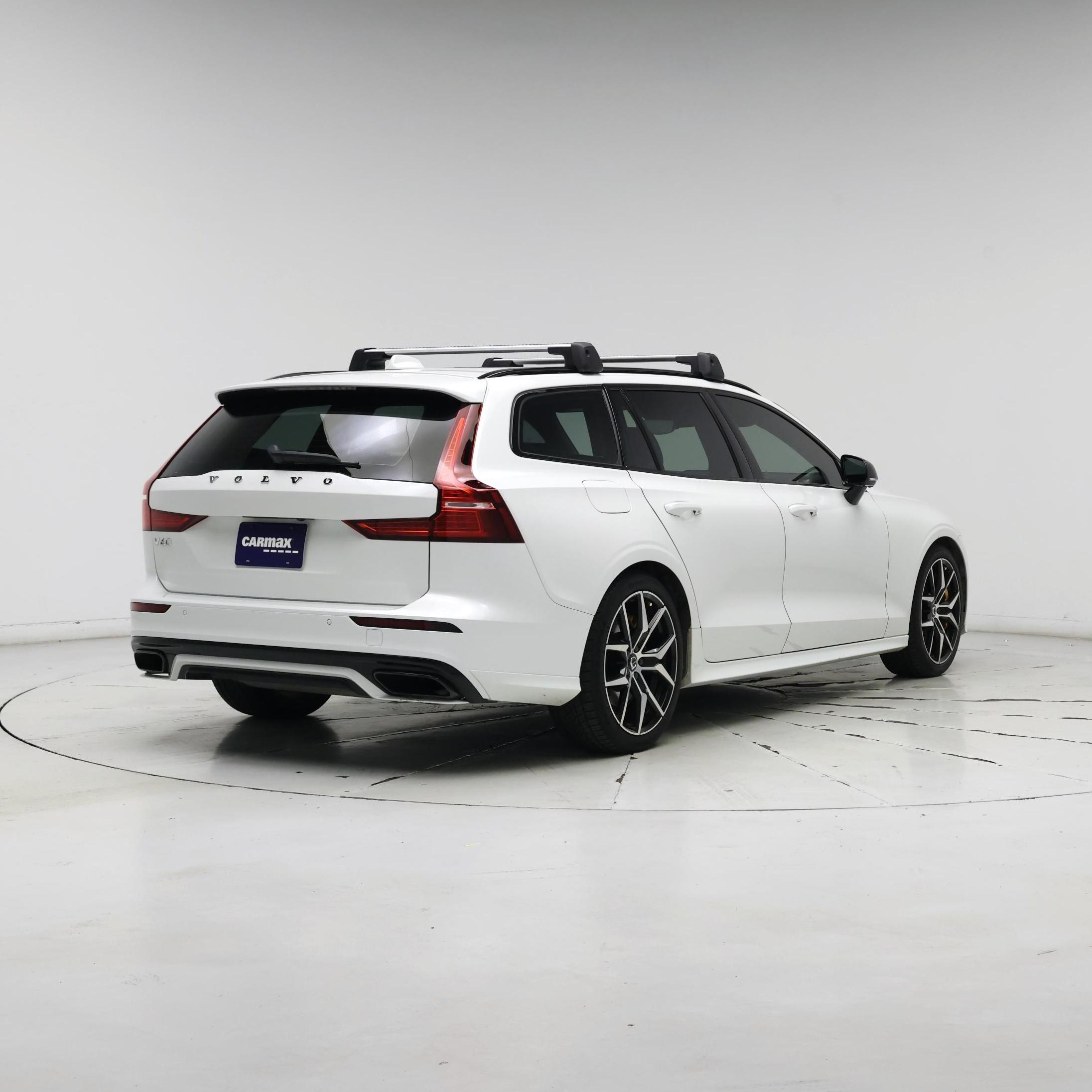 Thumbnail: 2021 Volvo V60 - 8