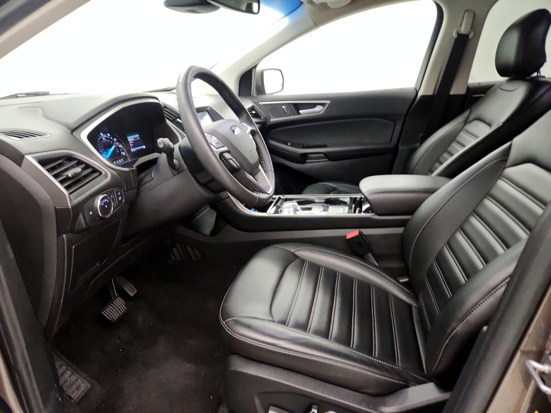 Thumbnail: 2019 Ford Edge - 11