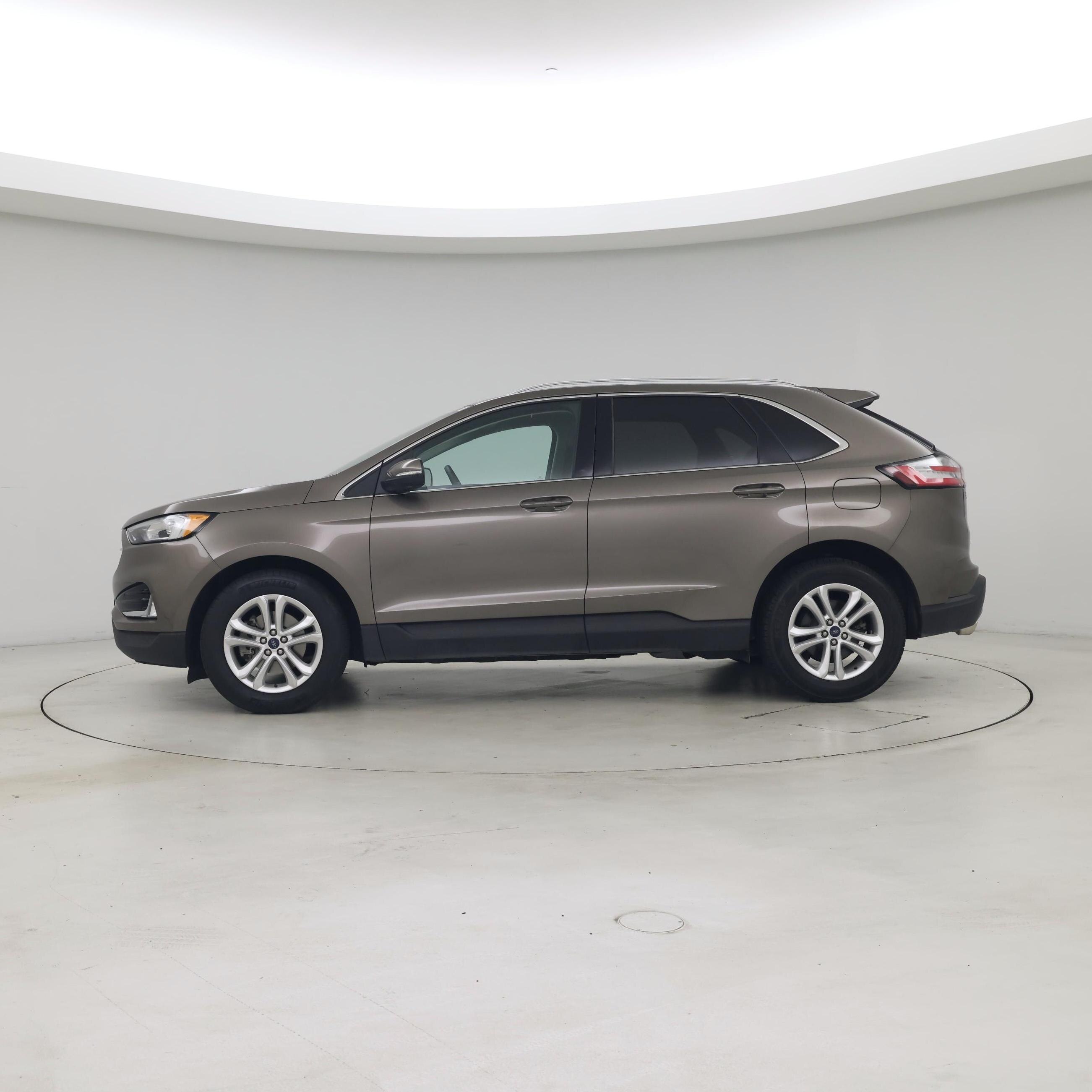 Thumbnail: 2019 Ford Edge - 3