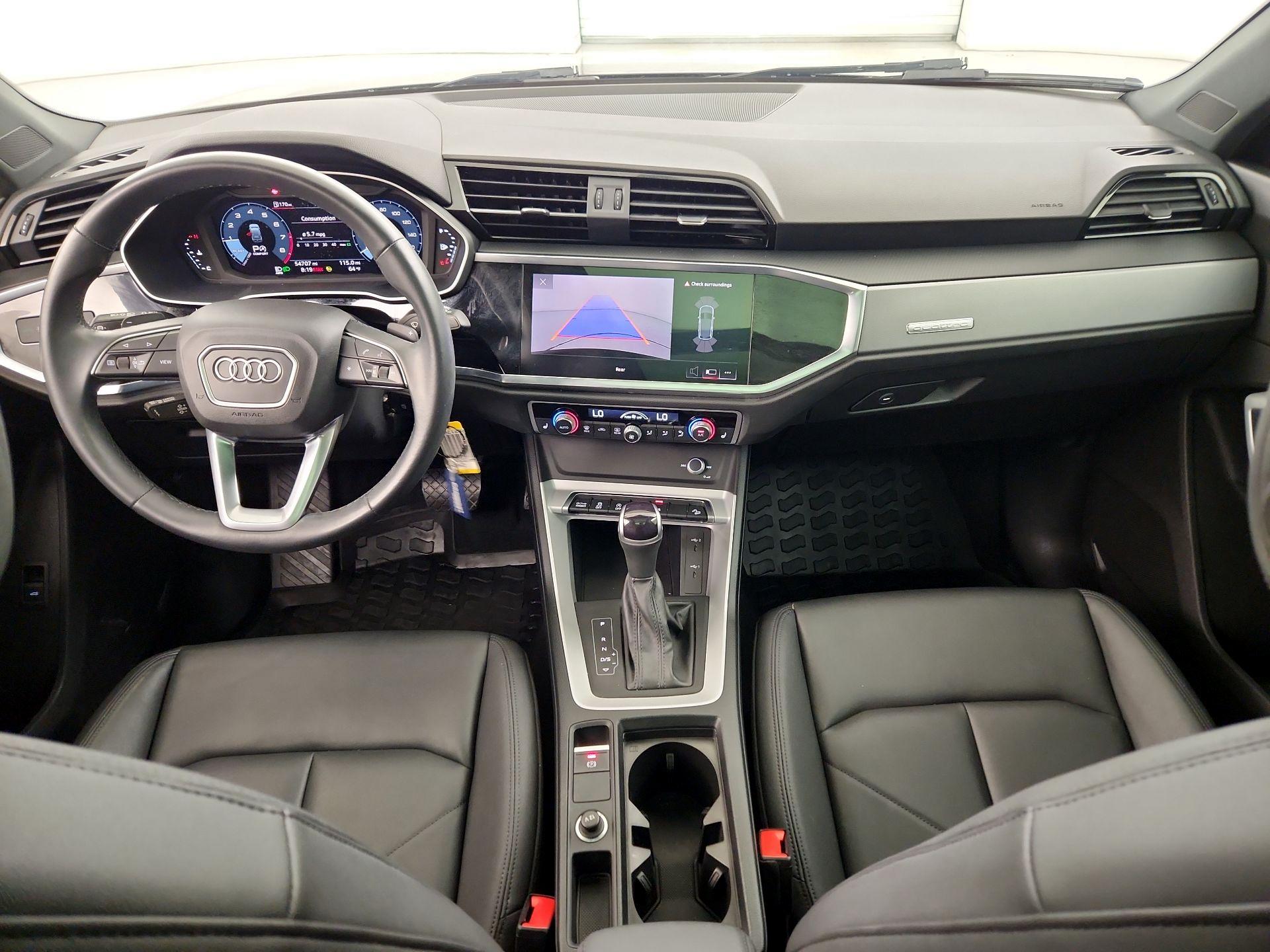 Thumbnail: 2023 Audi Q3 - 9