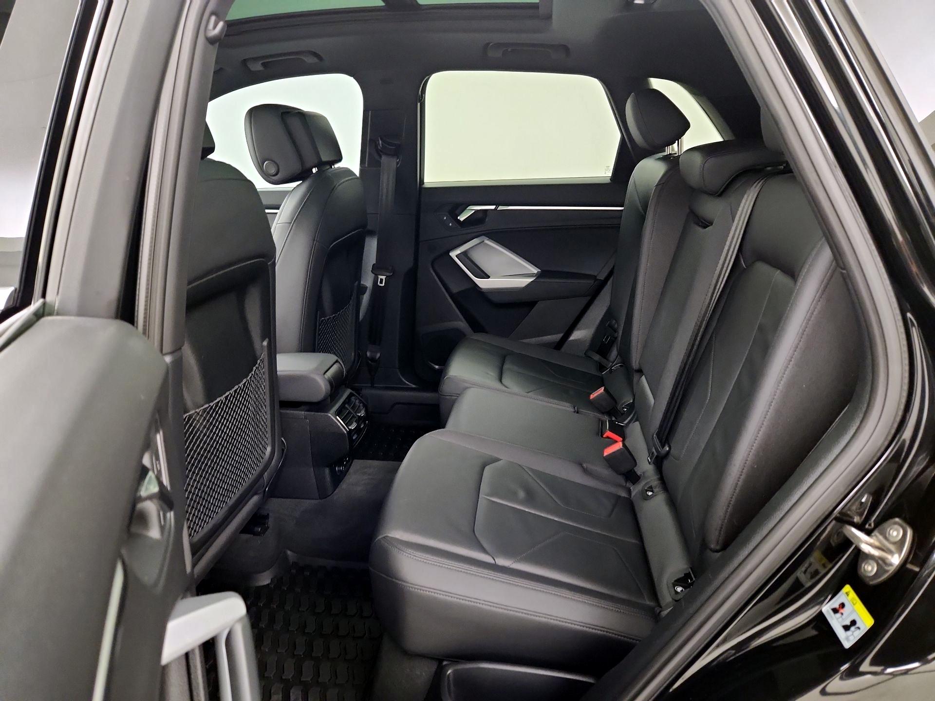 Thumbnail: 2023 Audi Q3 - 20