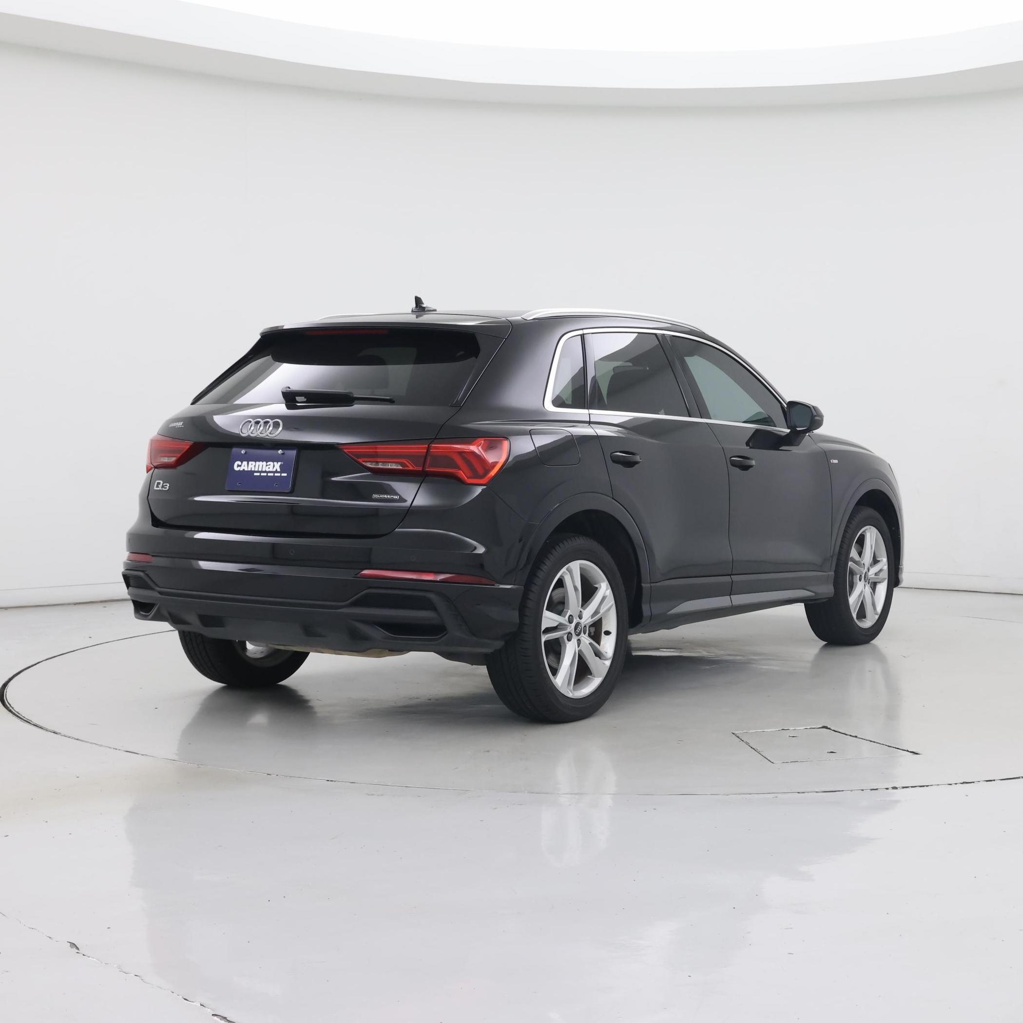 Thumbnail: 2023 Audi Q3 - 8