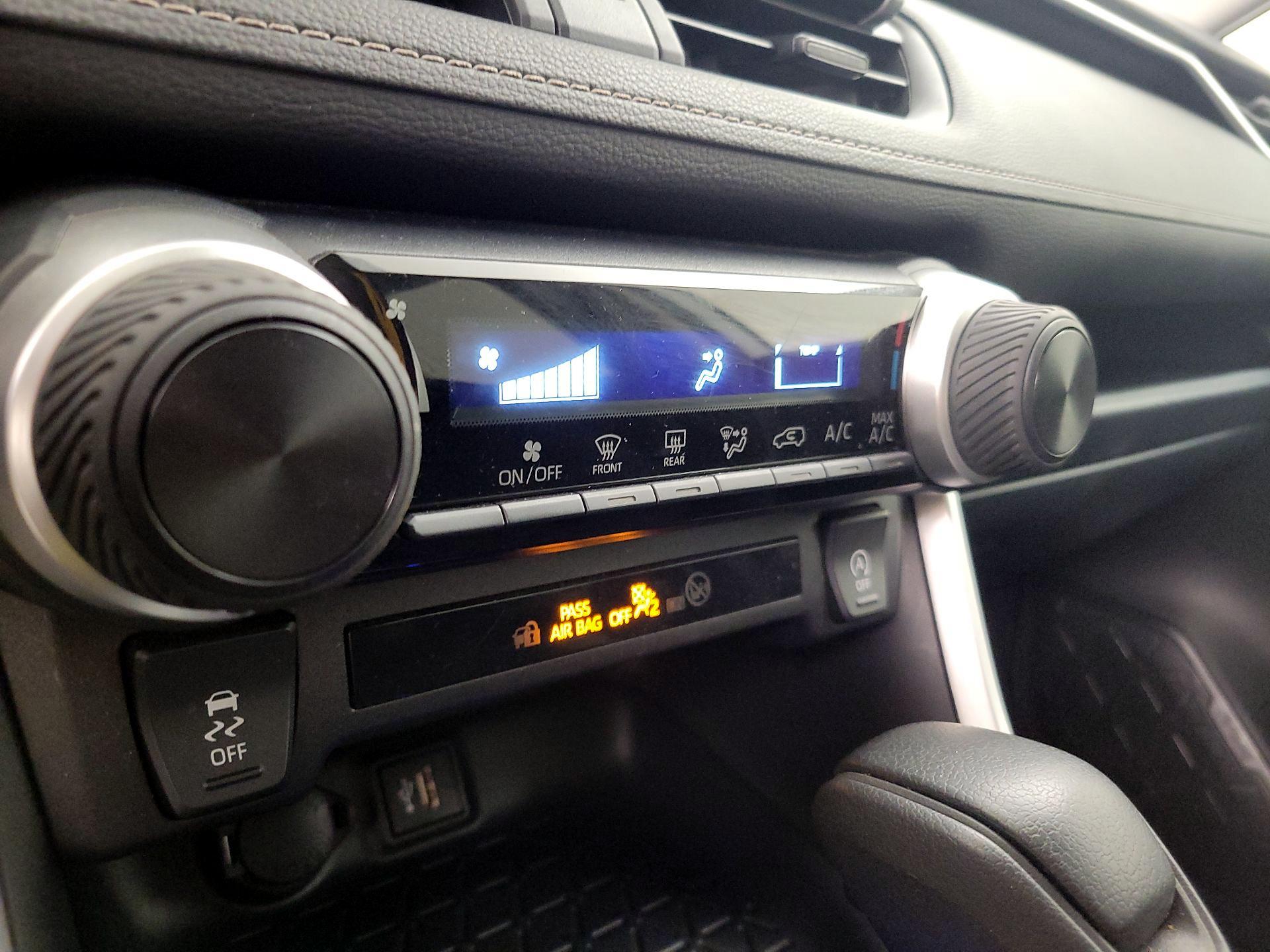 Thumbnail: 2025 Toyota RAV4 - 16