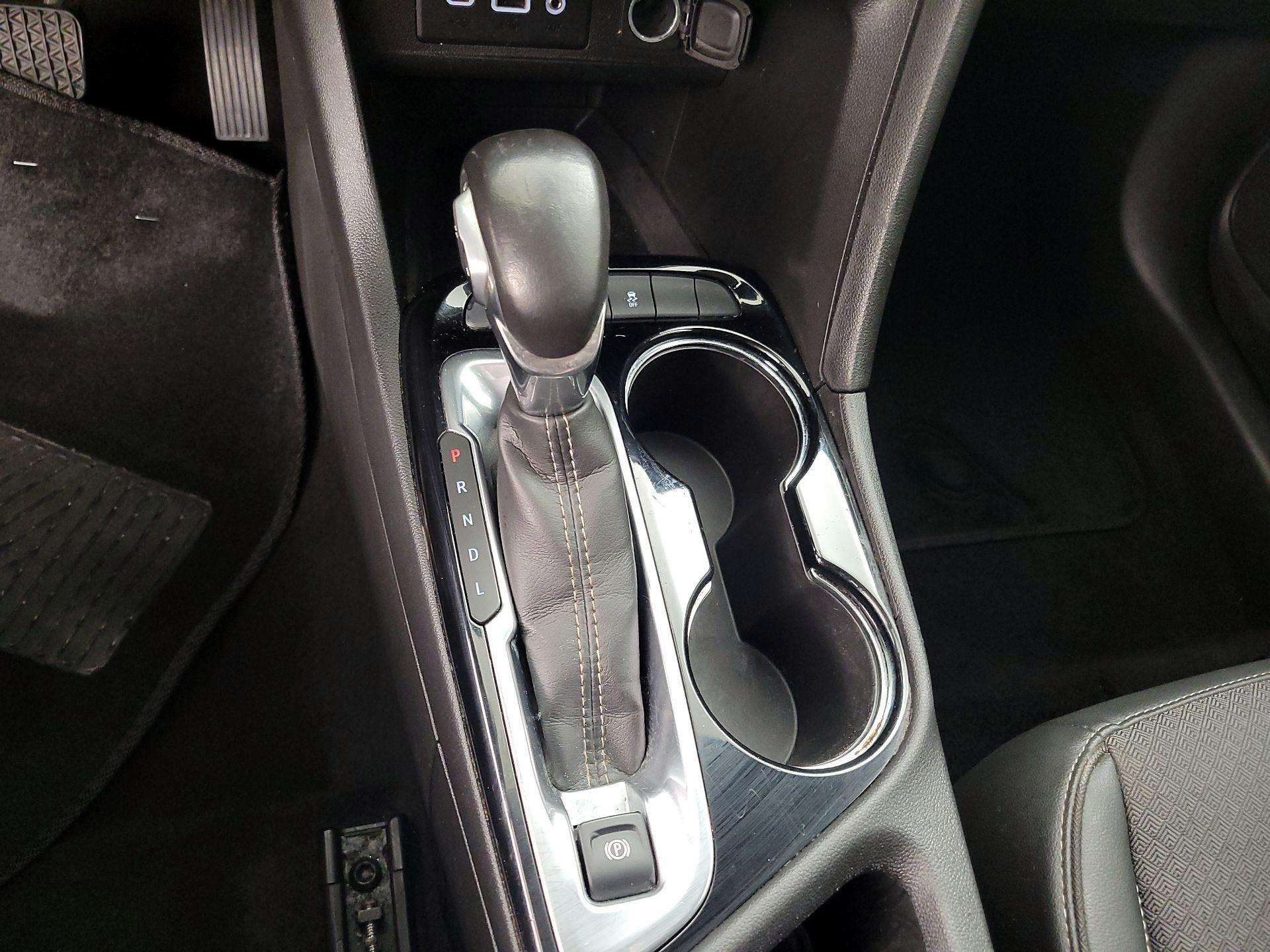 Thumbnail: 2021 Buick Encore GX - 17