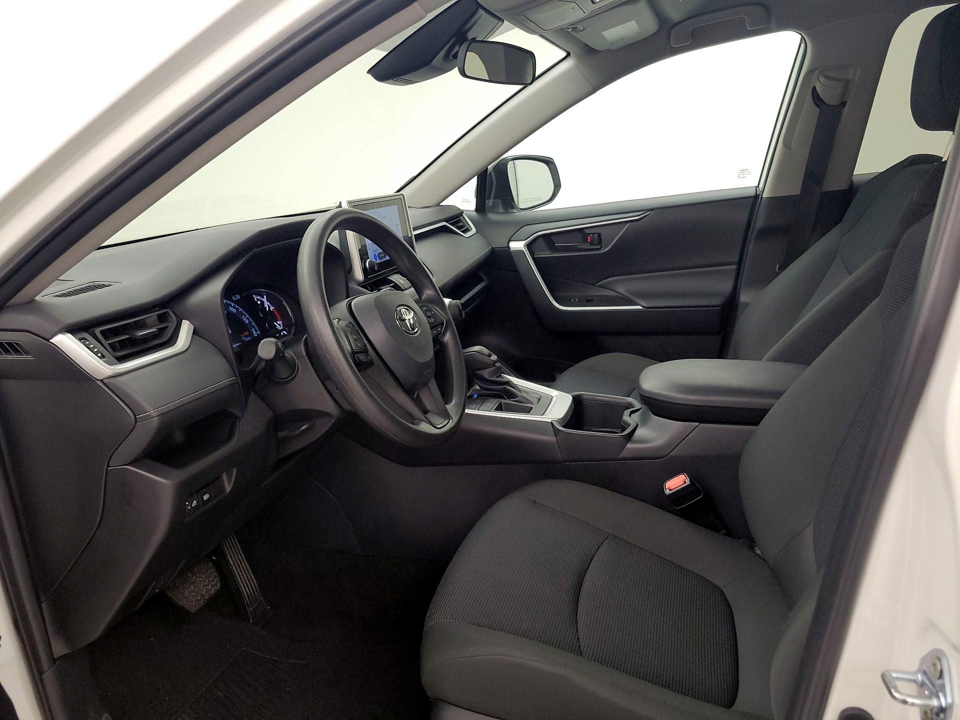 Thumbnail: 2025 Toyota RAV4 - 11