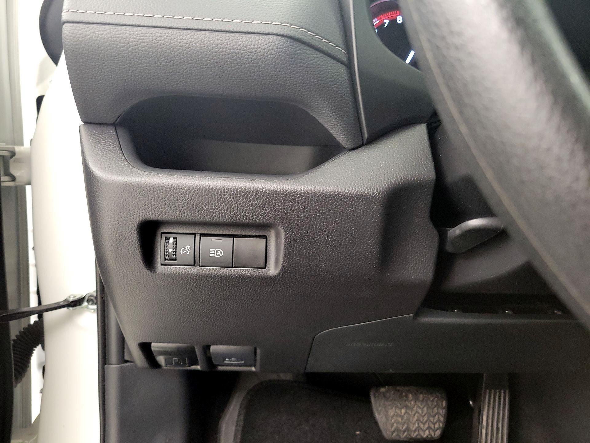 Thumbnail: 2025 Toyota RAV4 - 13