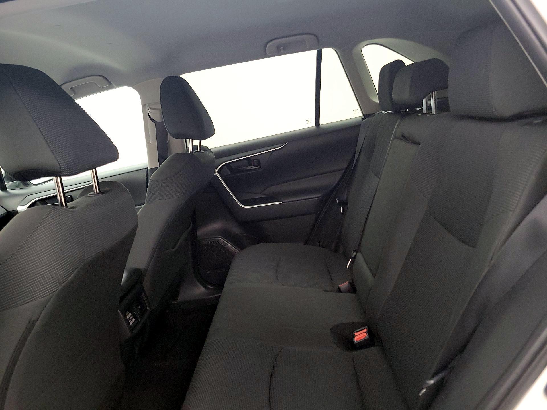 Thumbnail: 2025 Toyota RAV4 - 19