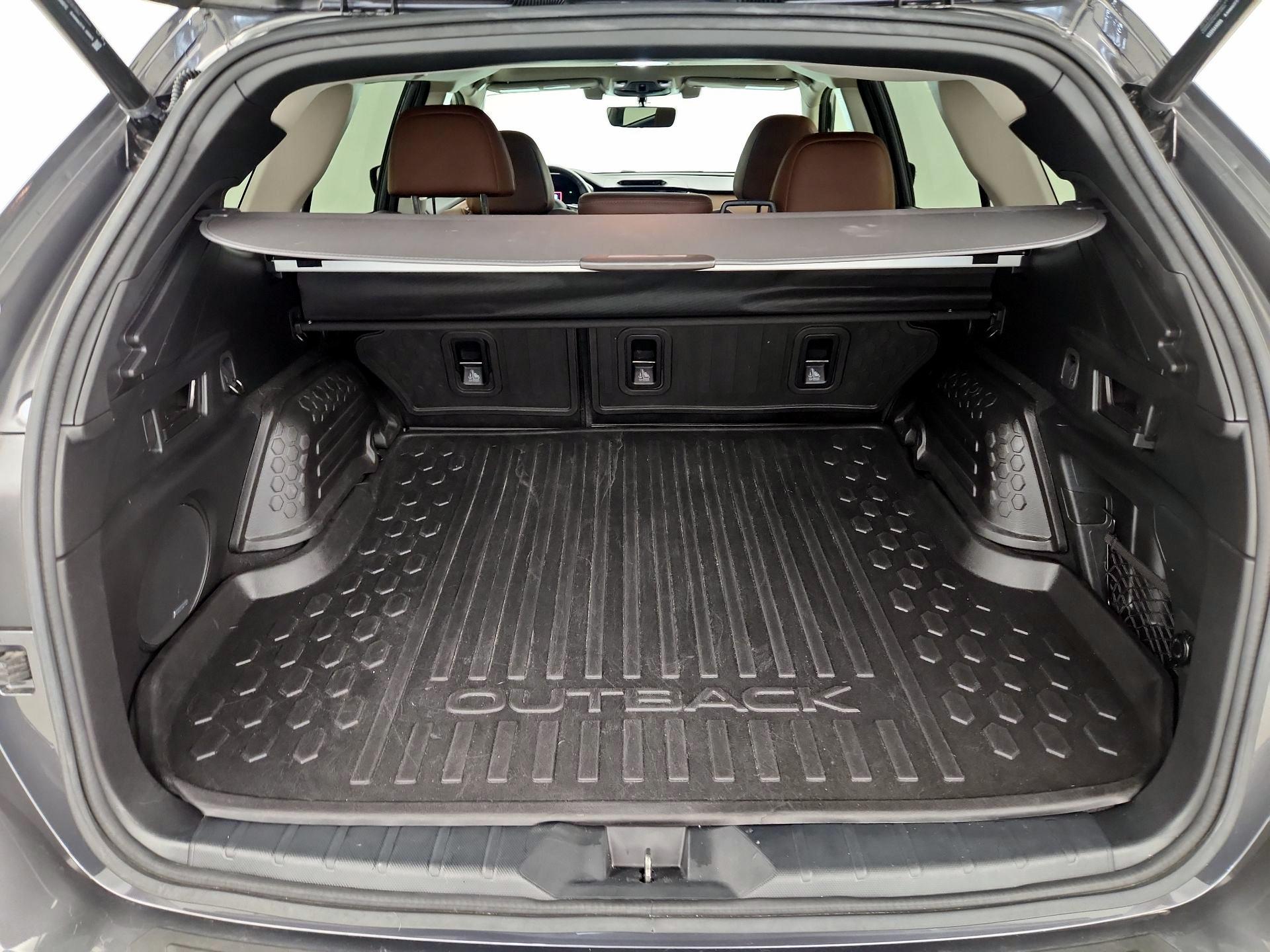 Thumbnail: 2022 Subaru Outback - 16