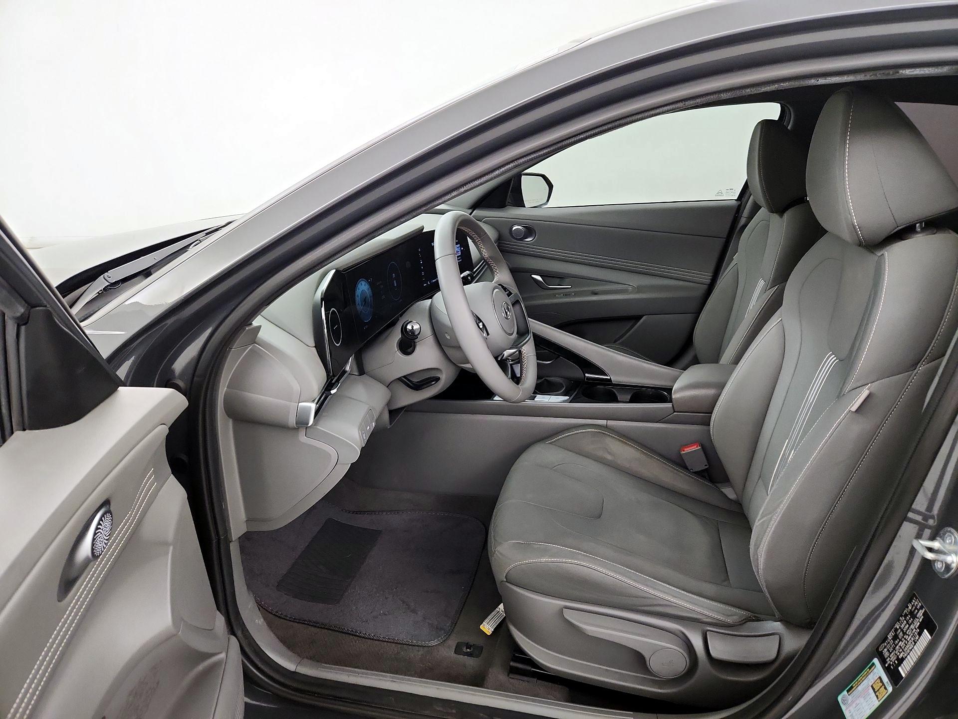 Thumbnail: 2023 Hyundai Elantra - 11