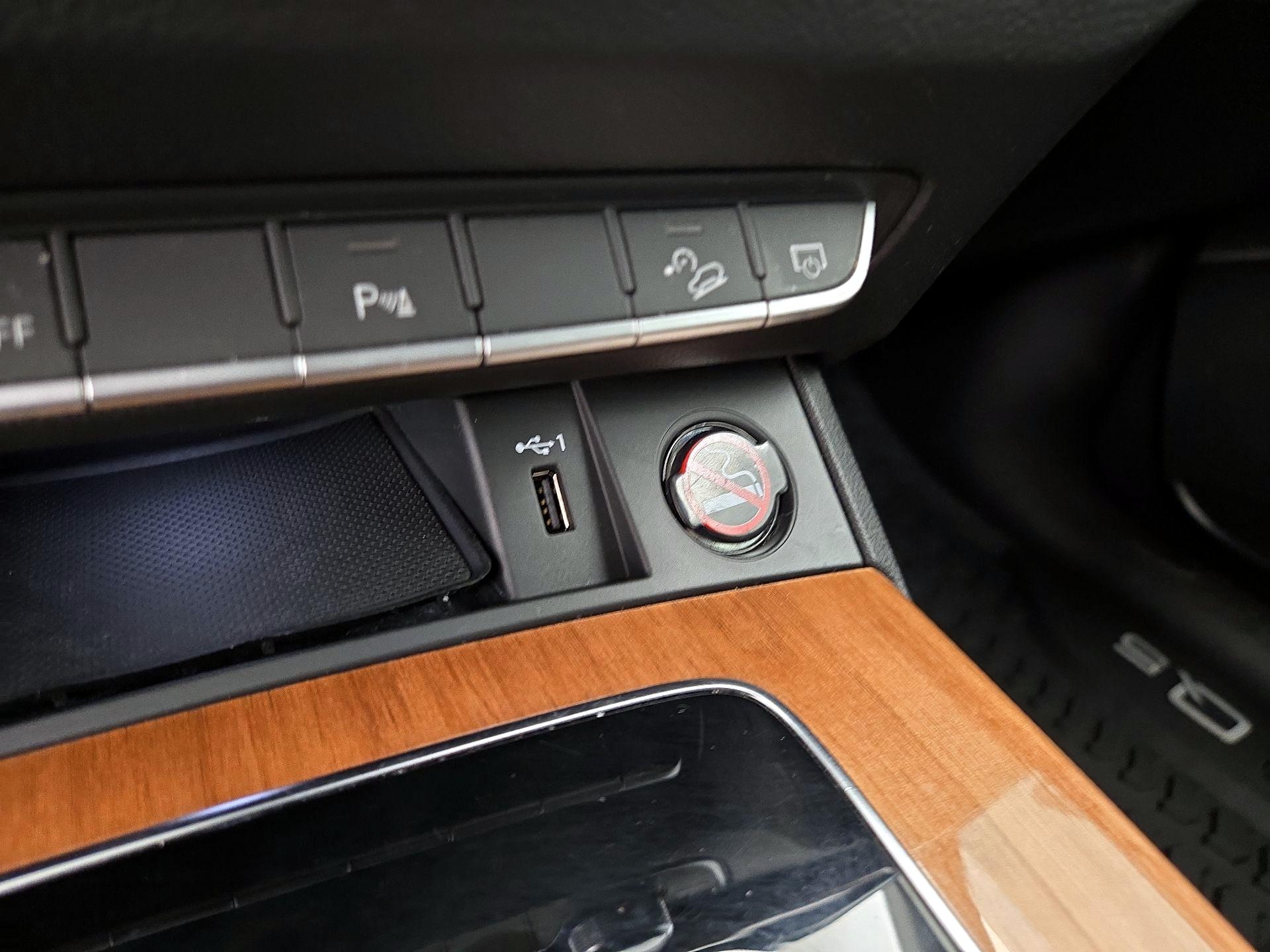 Thumbnail: 2021 Audi Q5 - 18