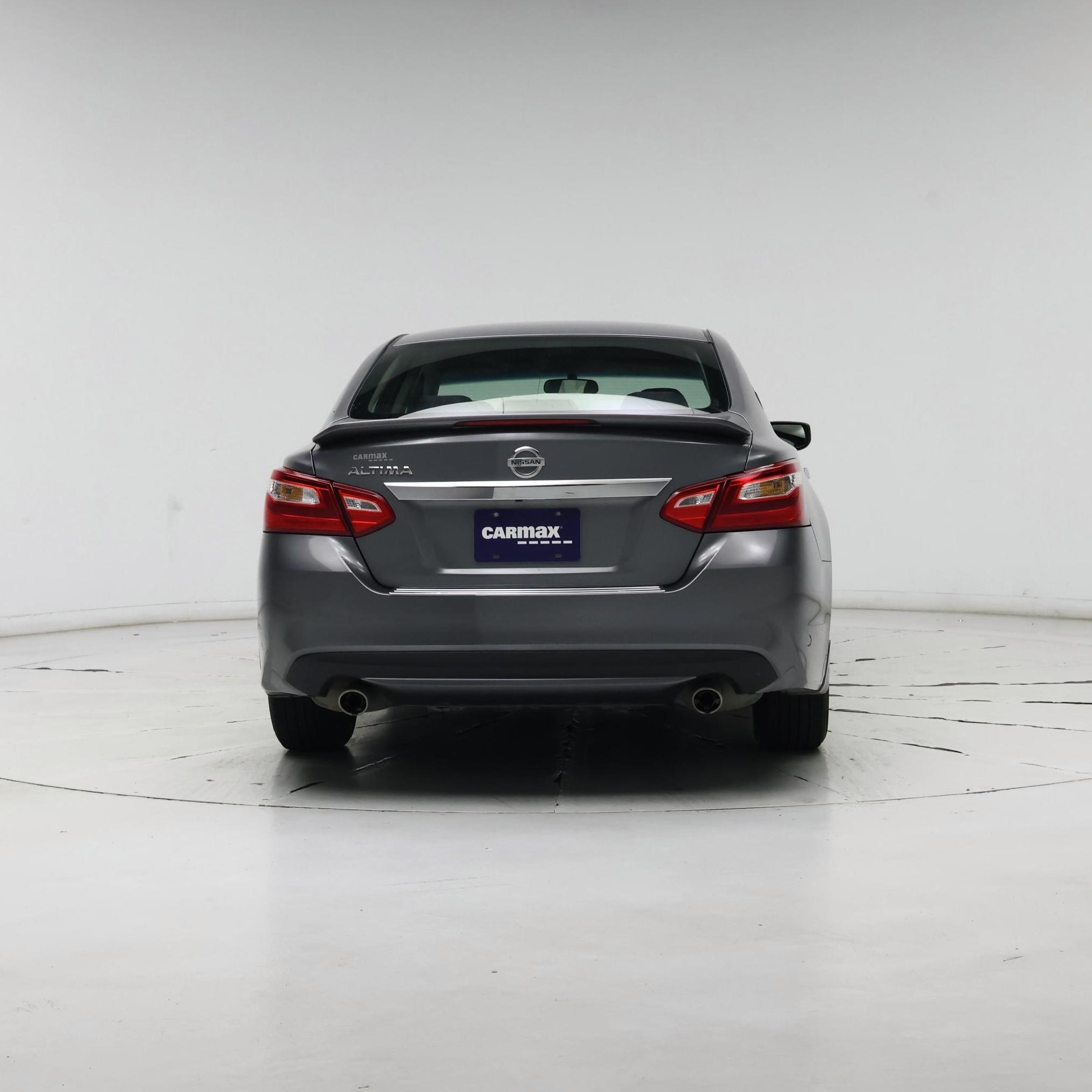 Thumbnail: 2017 Nissan Altima - 6