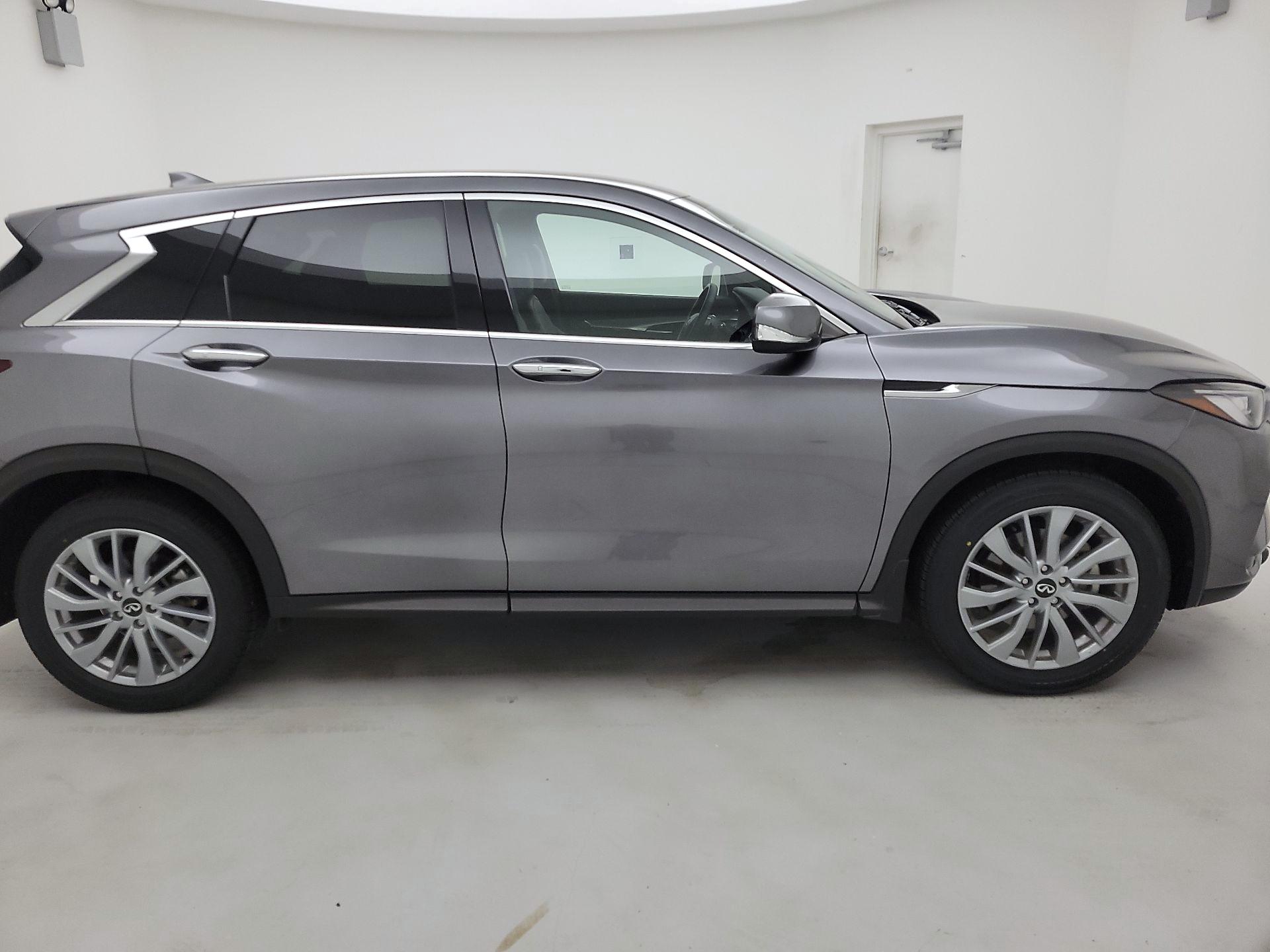 Thumbnail: 2024 INFINITI QX50 - 4