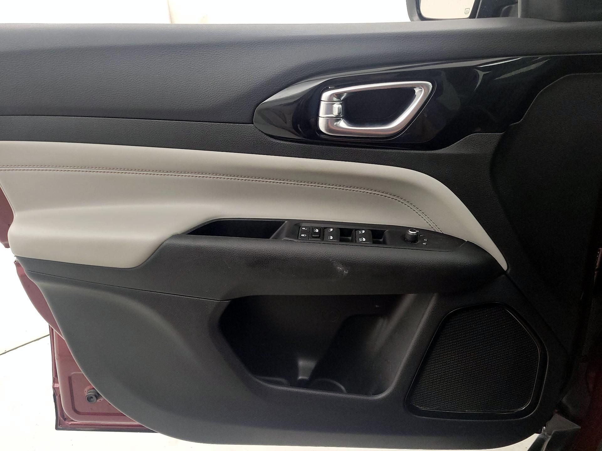 Thumbnail: 2022 Jeep Compass - 10