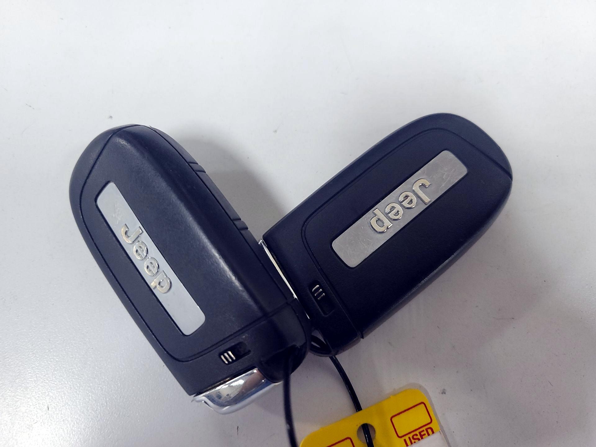 Thumbnail: 2022 Jeep Compass - 20