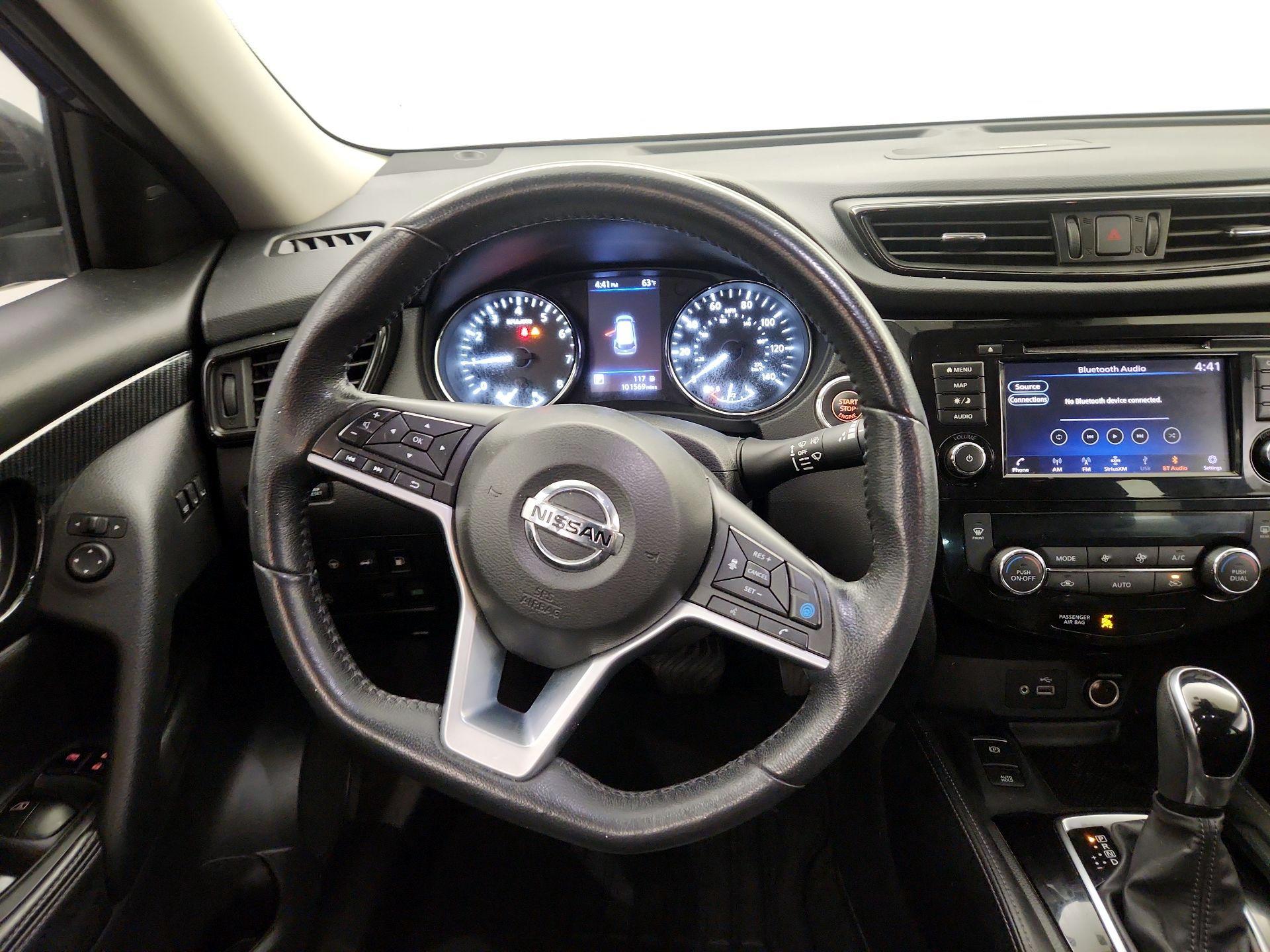 Thumbnail: 2019 Nissan Rogue - 10