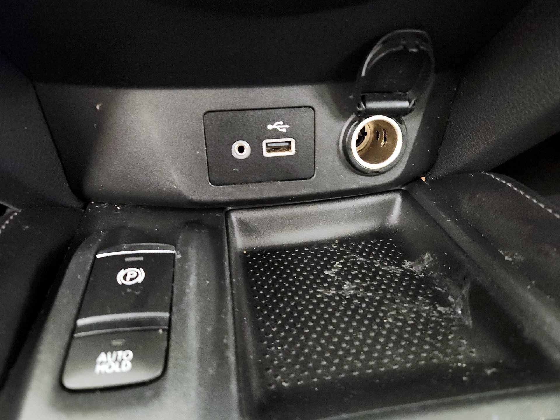 Thumbnail: 2019 Nissan Rogue - 18