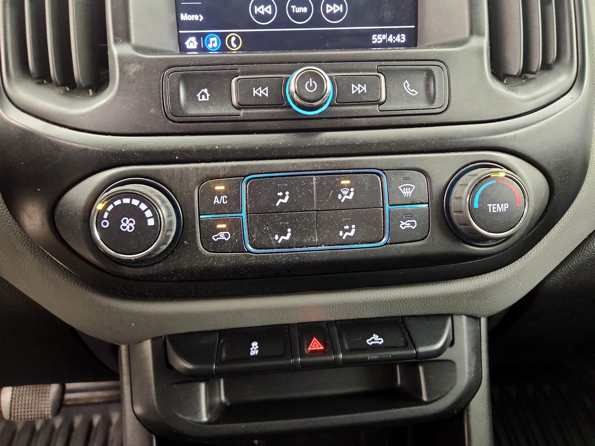 Thumbnail: 2022 Chevrolet Colorado - 16