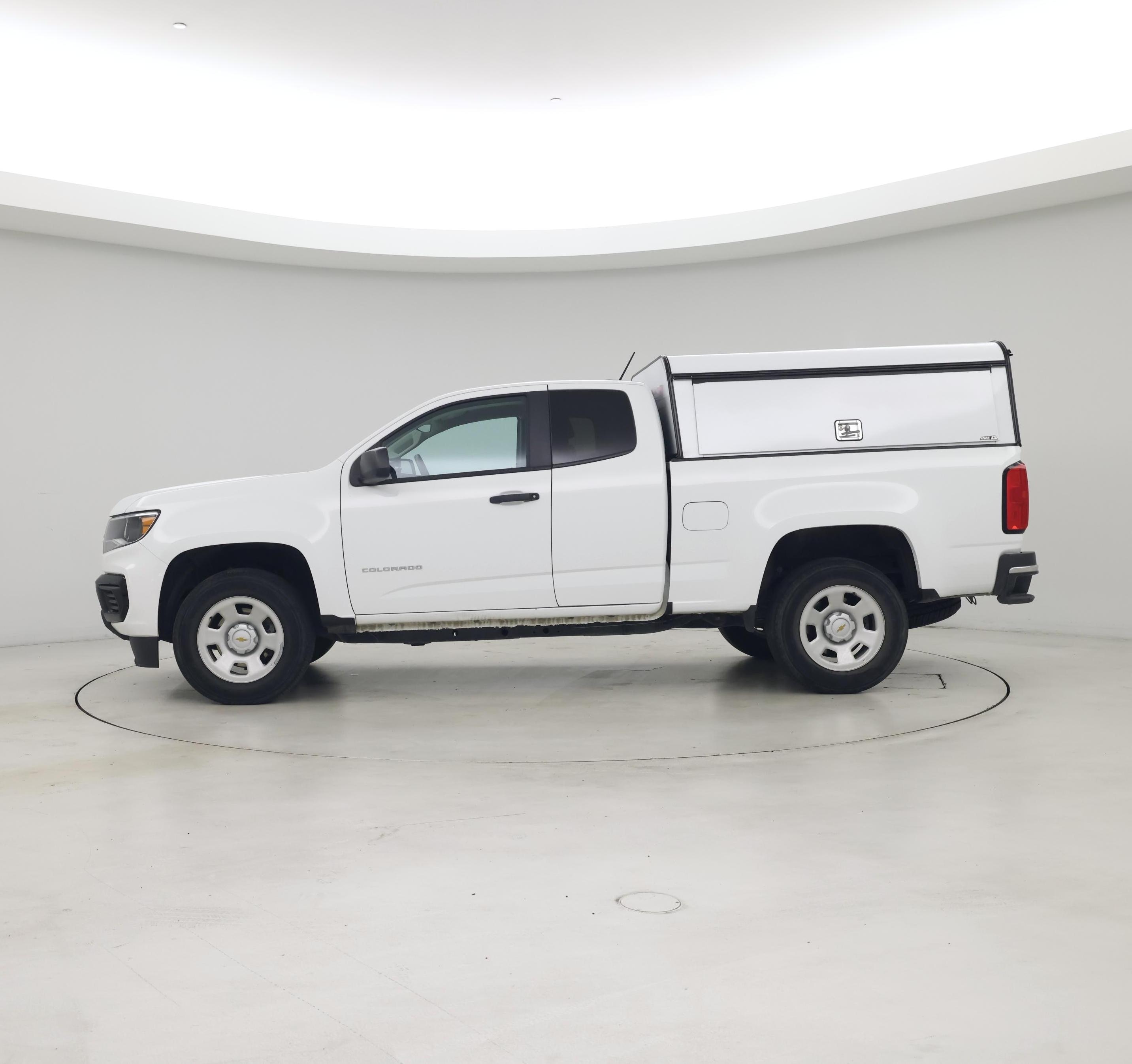 Thumbnail: 2022 Chevrolet Colorado - 3