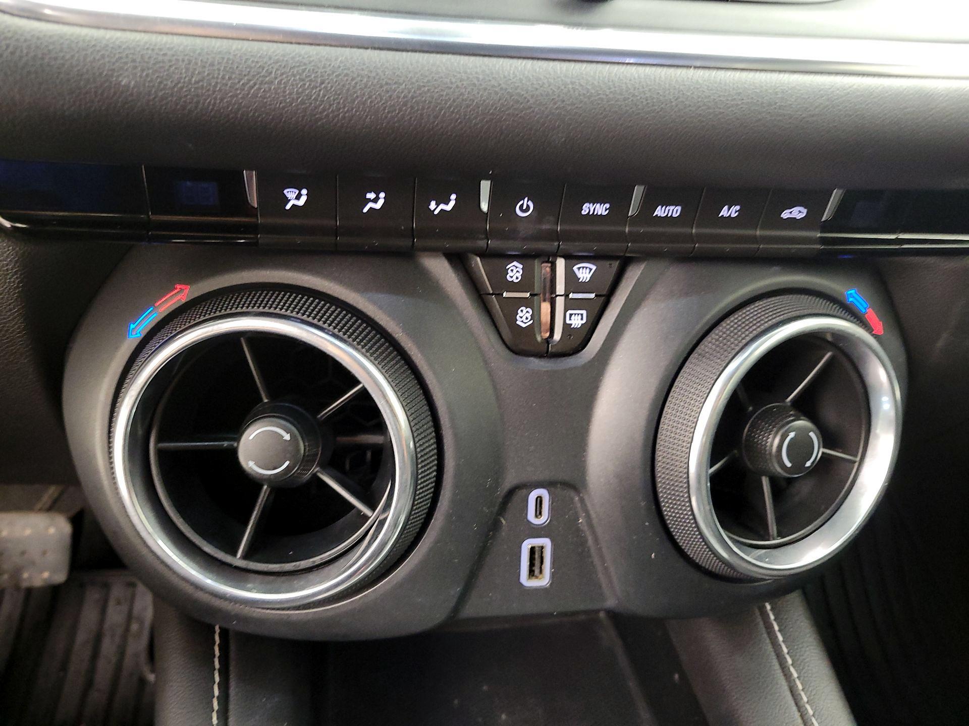 Thumbnail: 2023 Chevrolet Blazer - 14