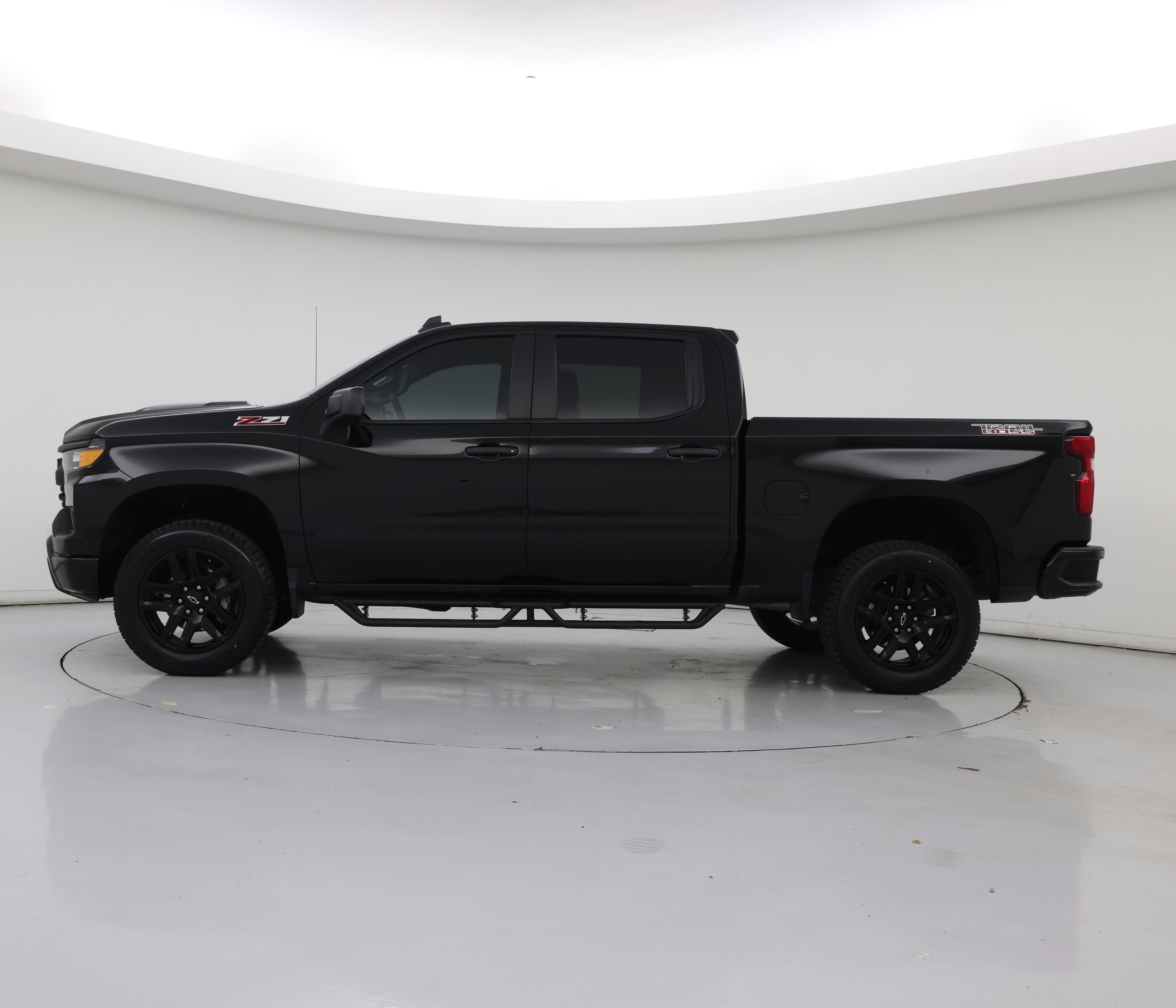 Thumbnail: 2024 Chevrolet Silverado 1500 - 3