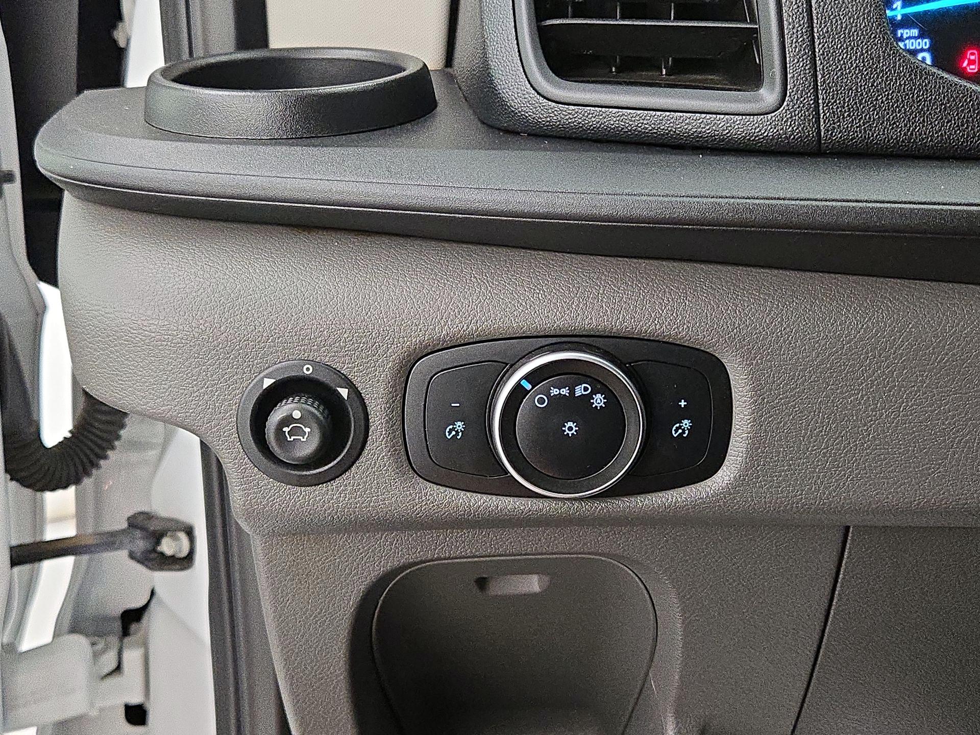 Thumbnail: 2020 Ford Transit Series - 13