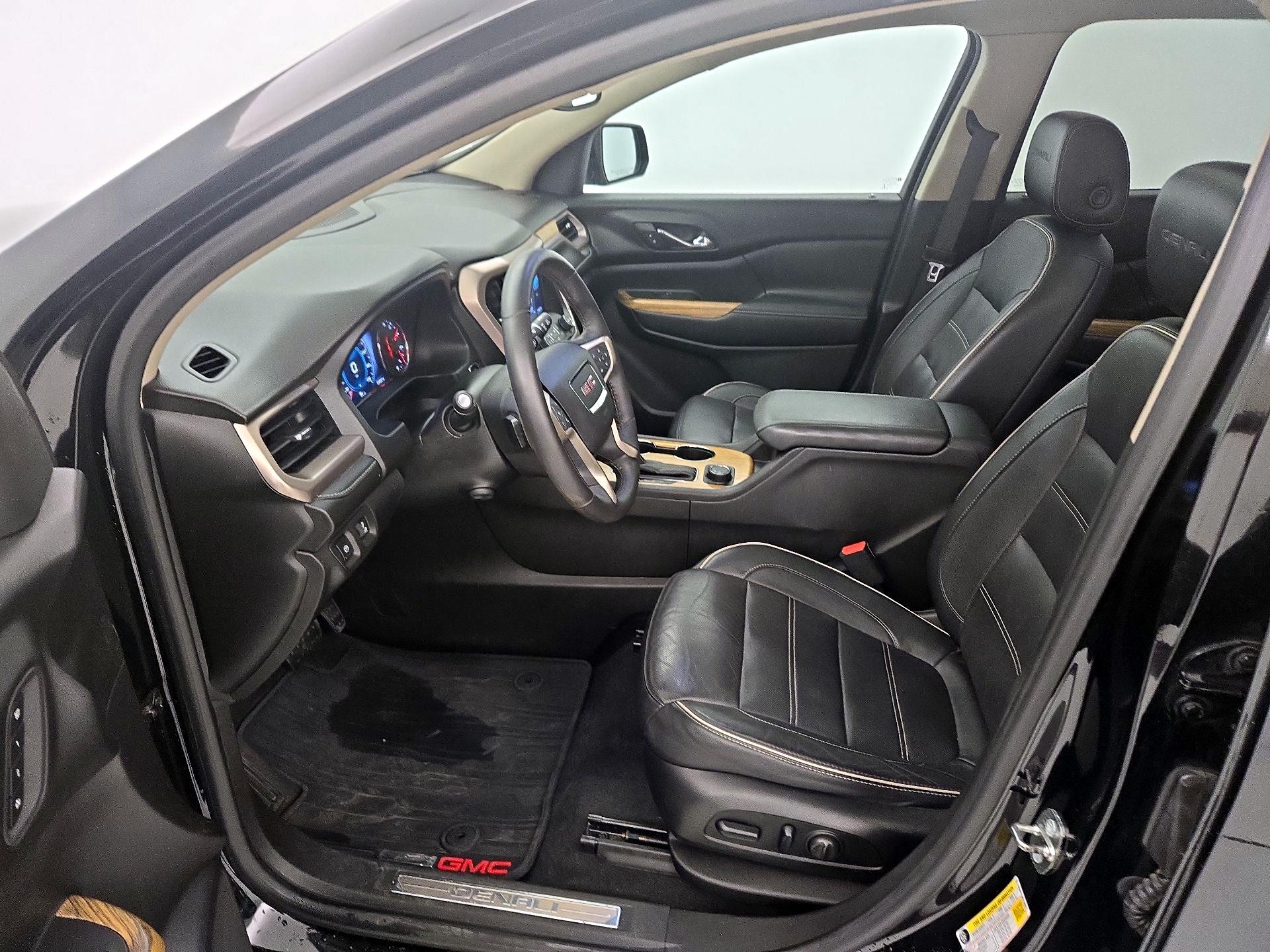 Thumbnail: 2017 GMC Acadia - 11