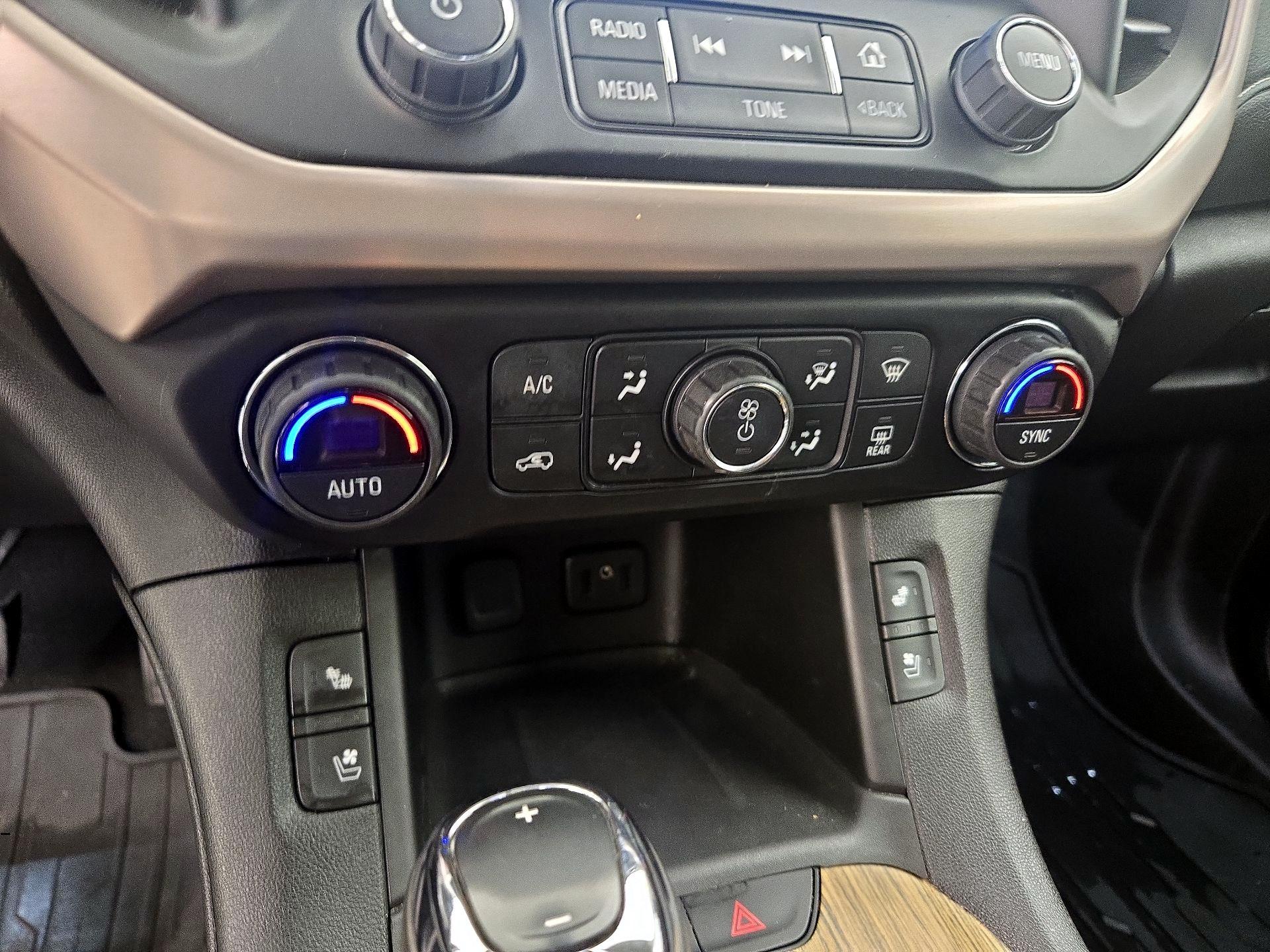 Thumbnail: 2017 GMC Acadia - 16