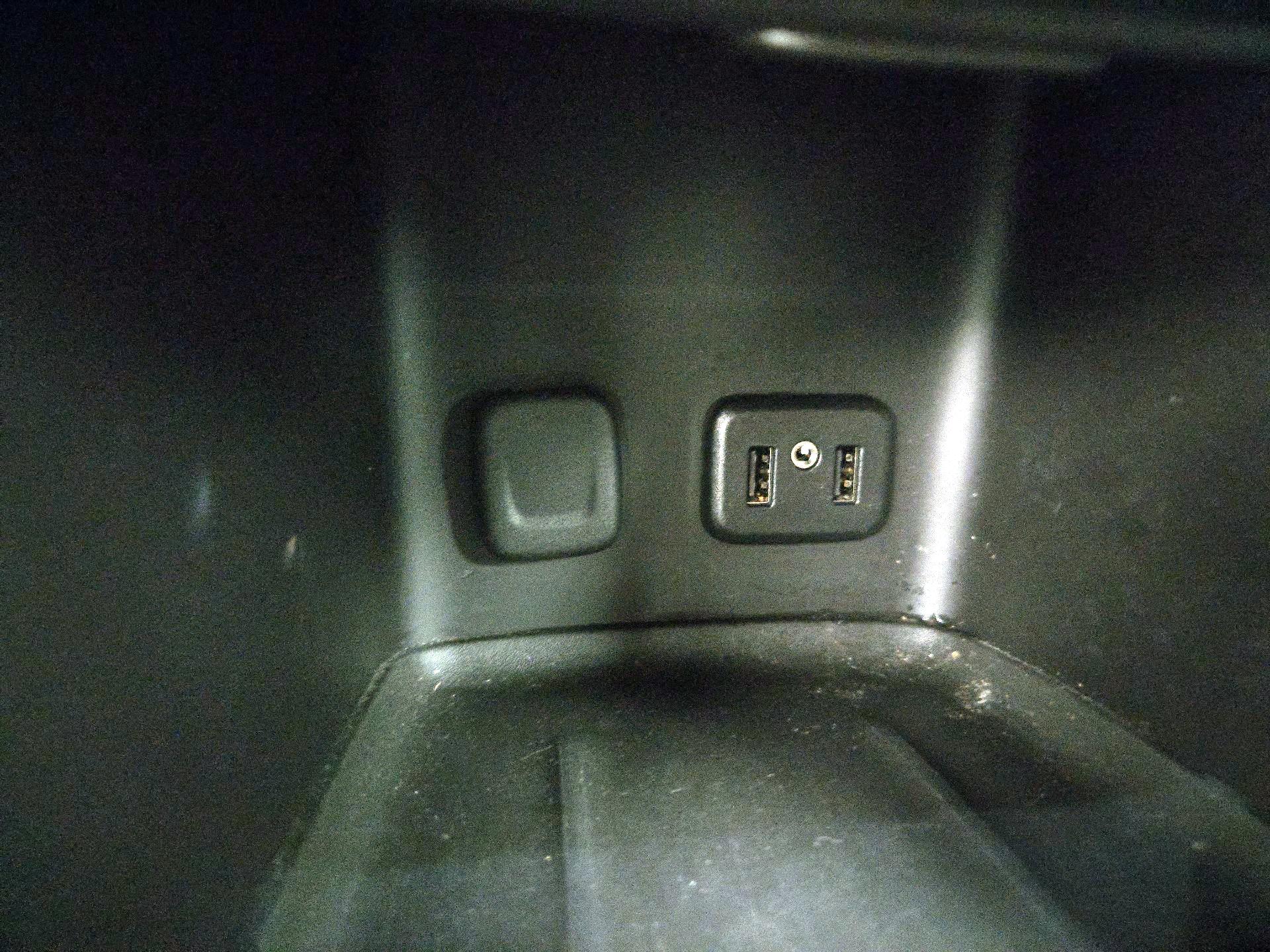 Thumbnail: 2017 GMC Acadia - 18